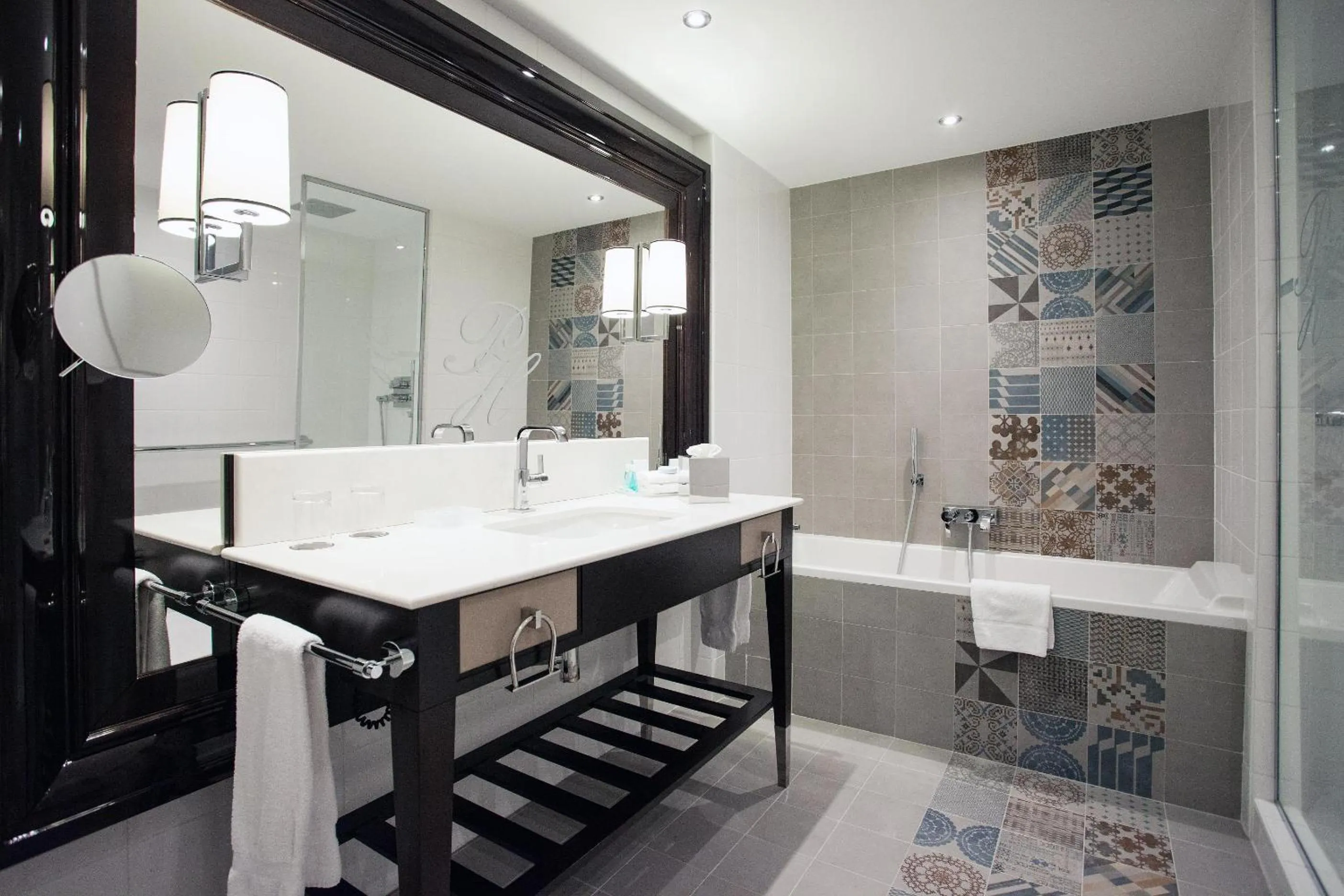 Bathroom in Park Hotel Grenoble - MGallery Collection