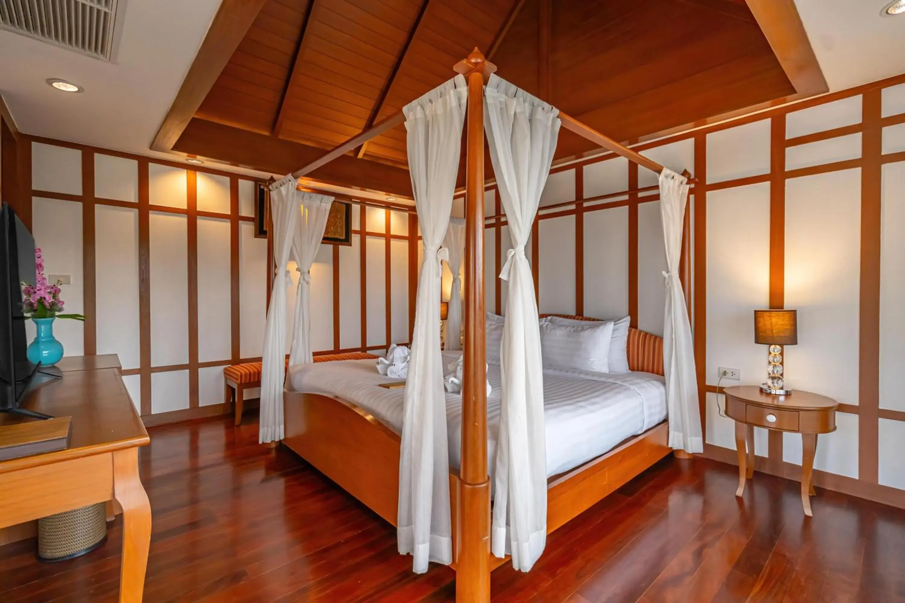 Bedroom, Bed in Orchidacea Resort - Kata Beach Bedroom, Bed in Orchidacea Resort - Kata Beach