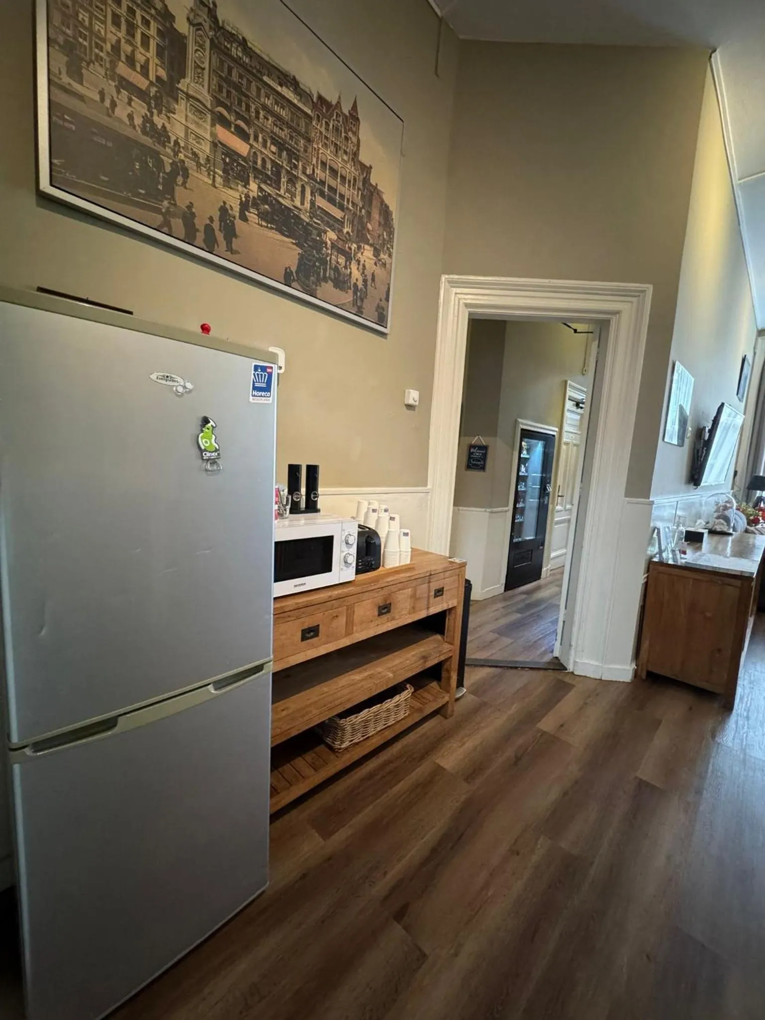 Communal lounge/ TV room in Hotel Hortus