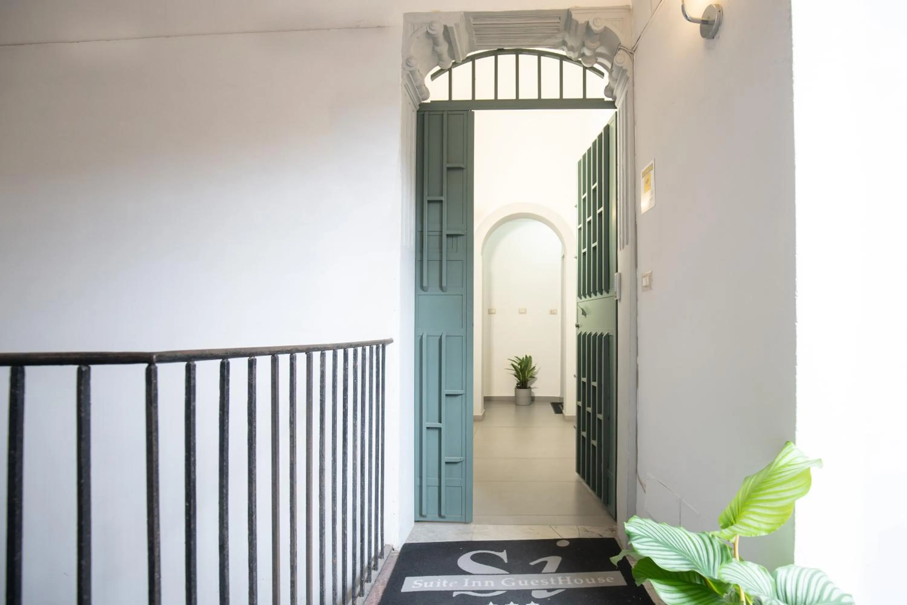 Lobby or reception in Suite Inn Catania