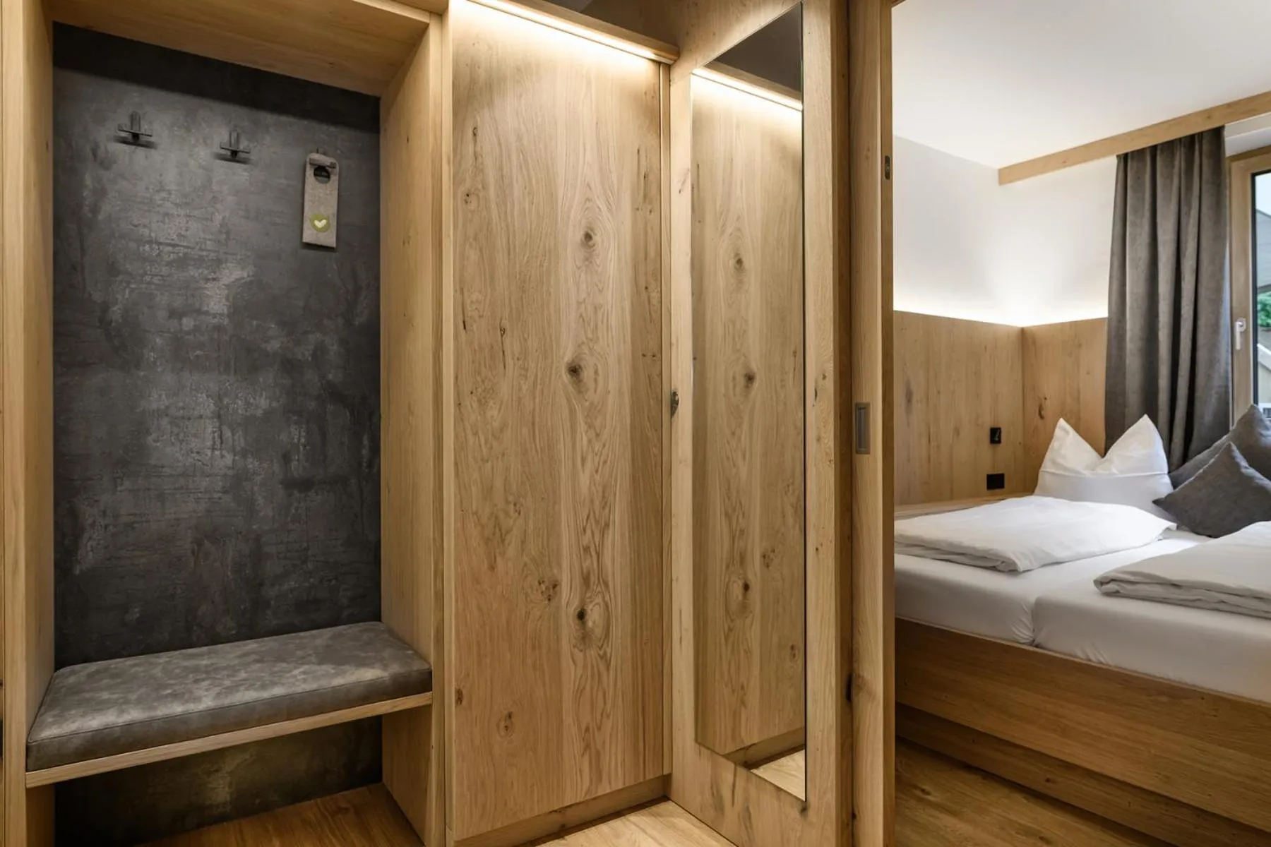 Bed in Hotel Hubertushof