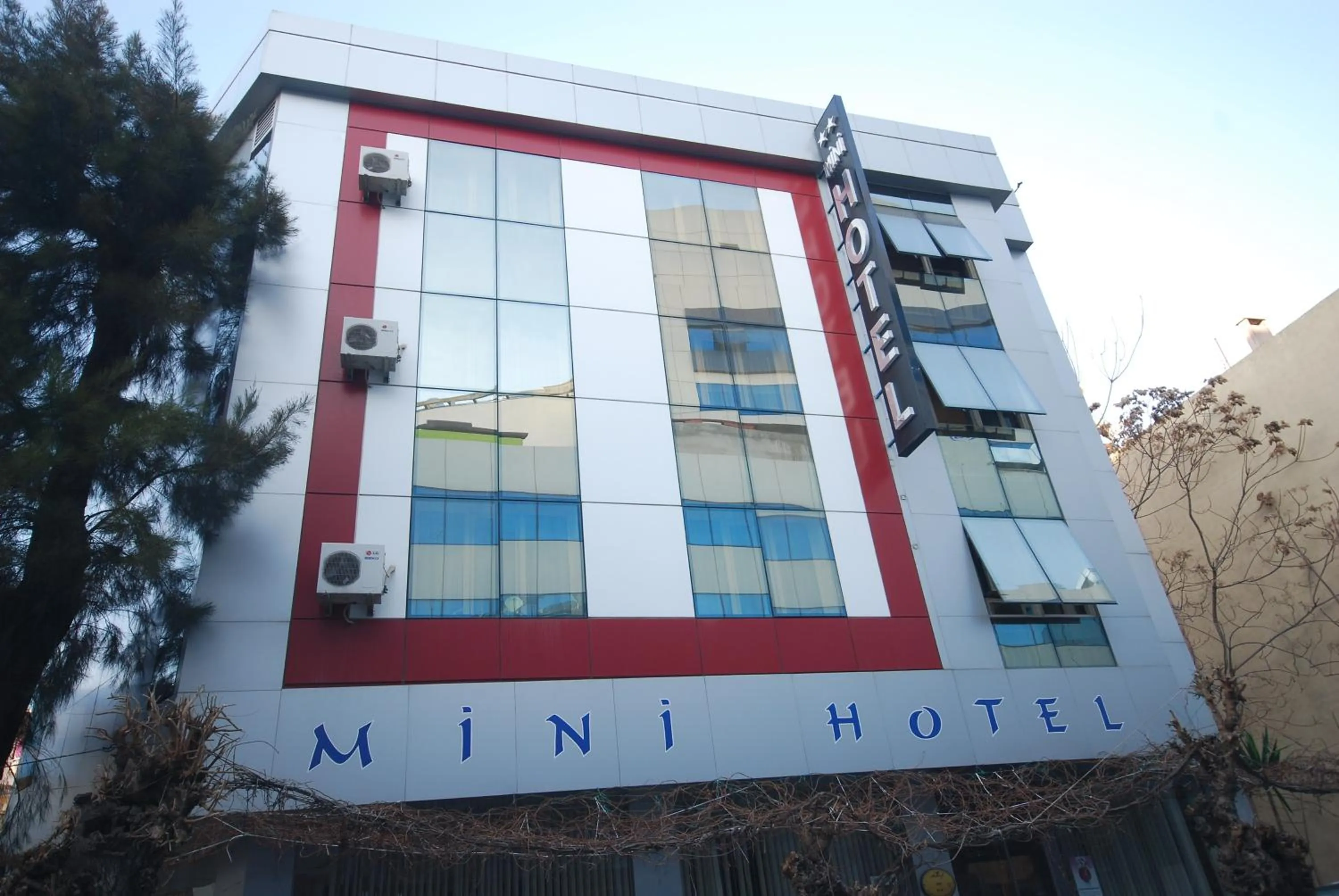 Facade/entrance in Mini Hotel