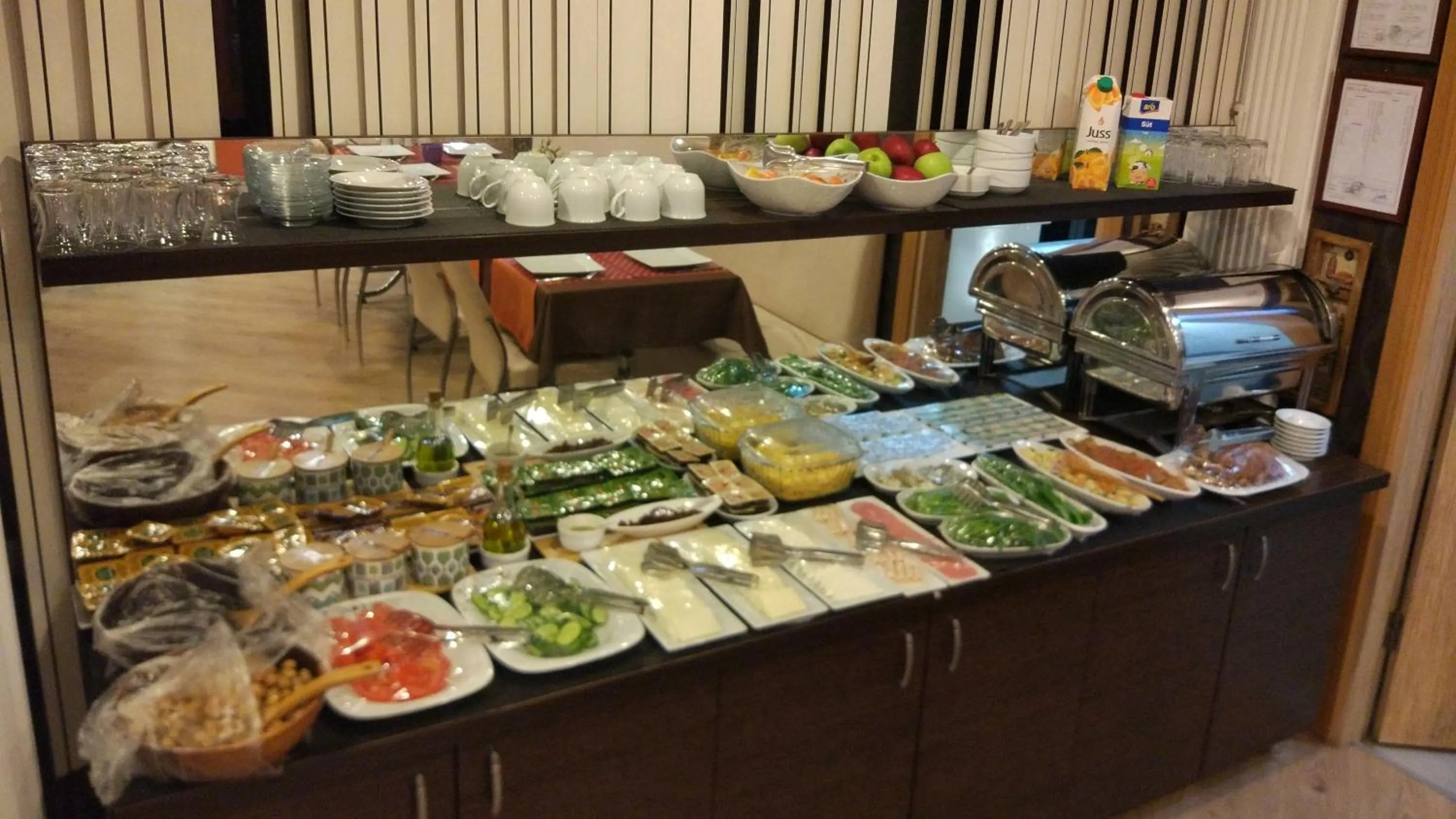 Buffet breakfast in Mini Hotel