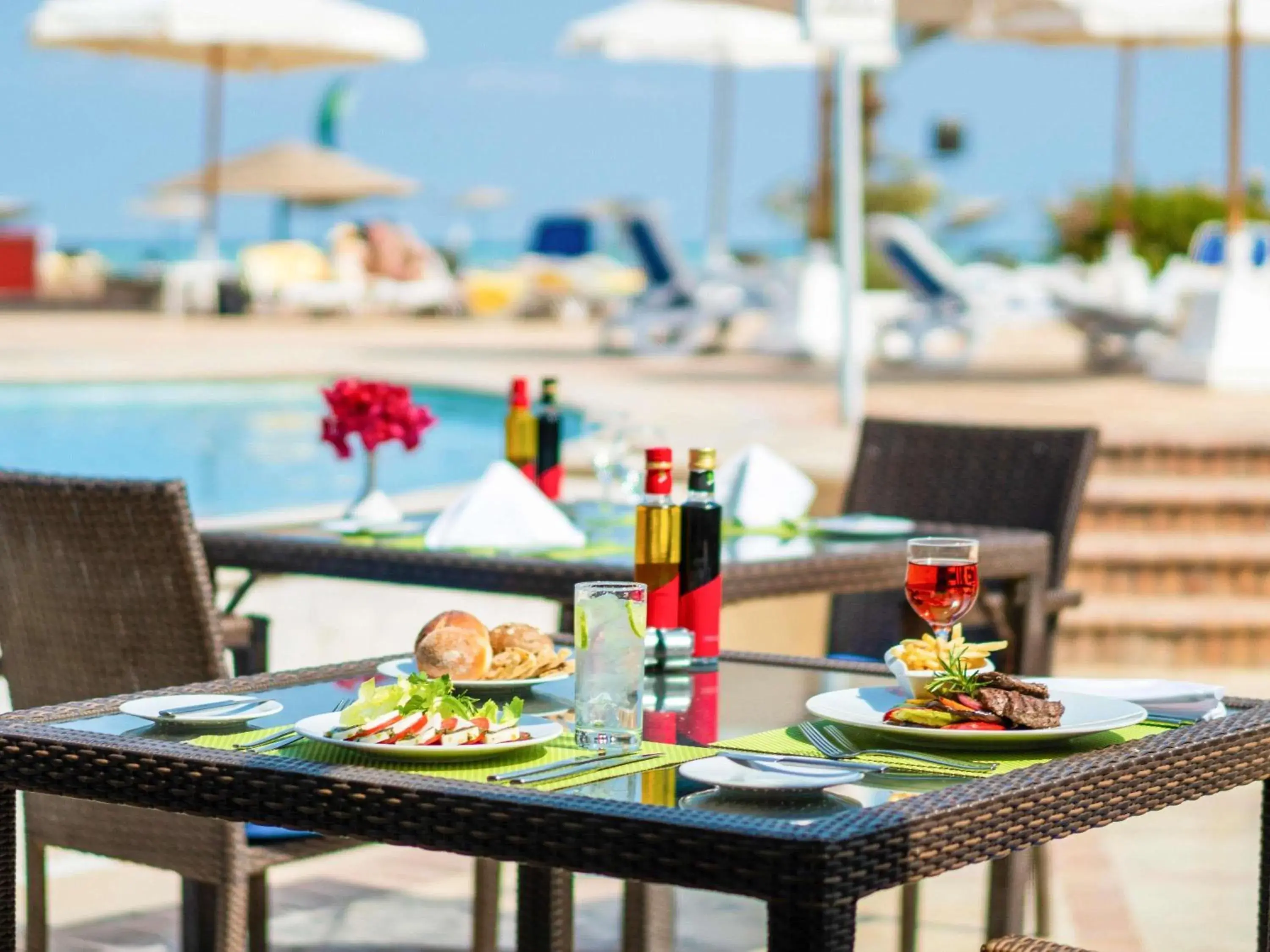 Restaurant/places to eat in Movenpick Resort & Spa El Gouna Restaurant/places to eat in Movenpick Resort & Spa El Gouna