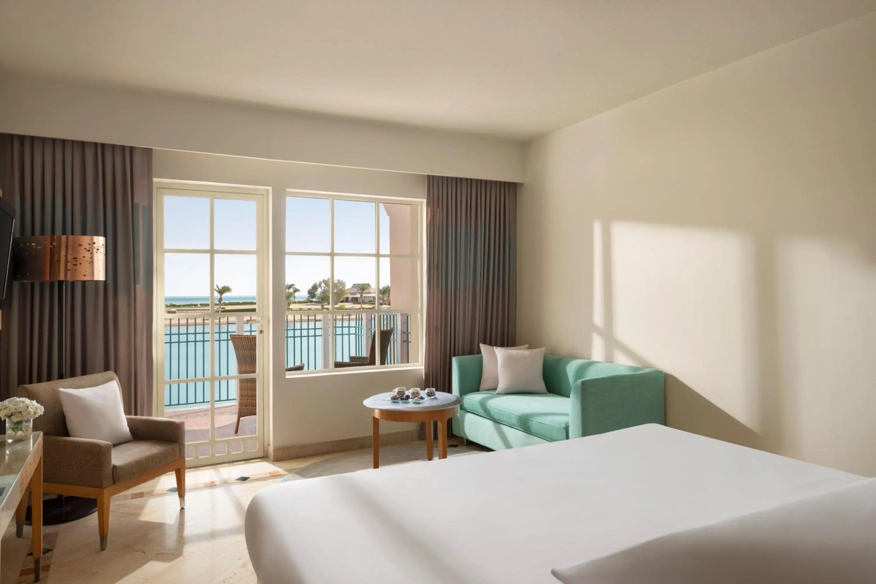 Bed in Movenpick Resort & Spa El Gouna