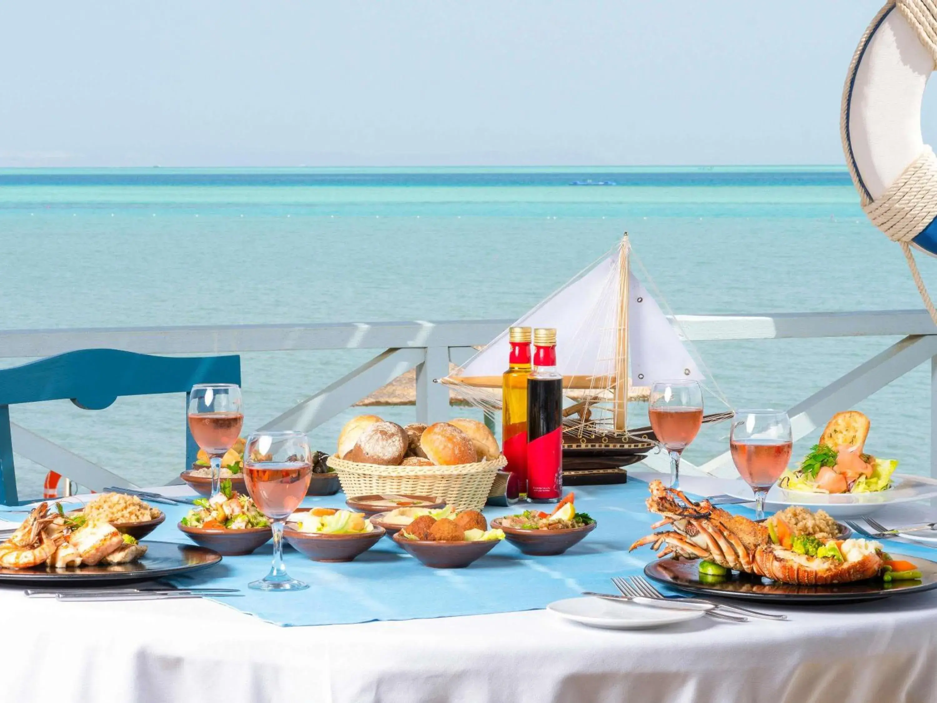 Restaurant/places to eat in Movenpick Resort & Spa El Gouna Restaurant/places to eat in Movenpick Resort & Spa El Gouna