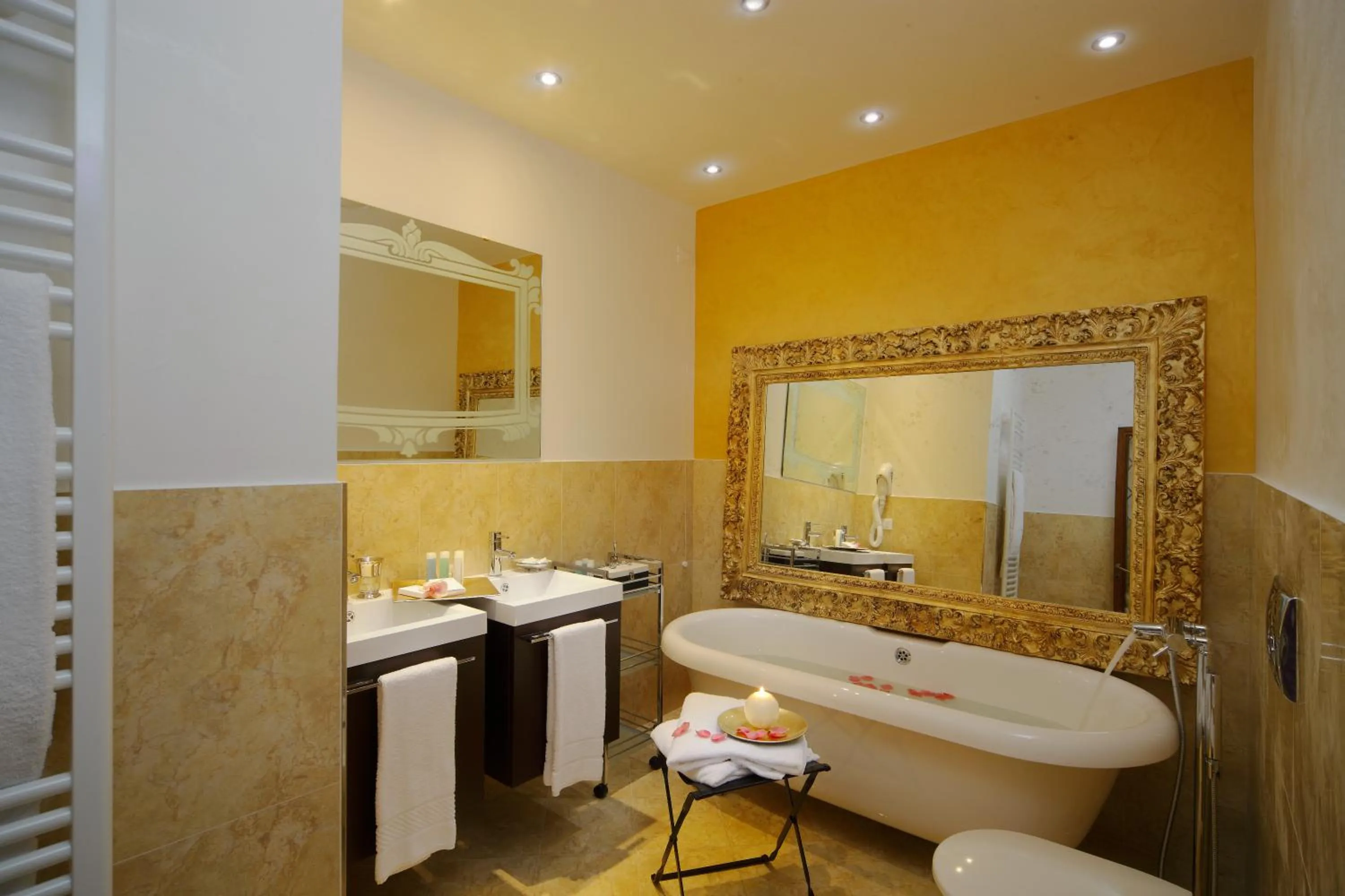 Bathroom in Ad Place Venice