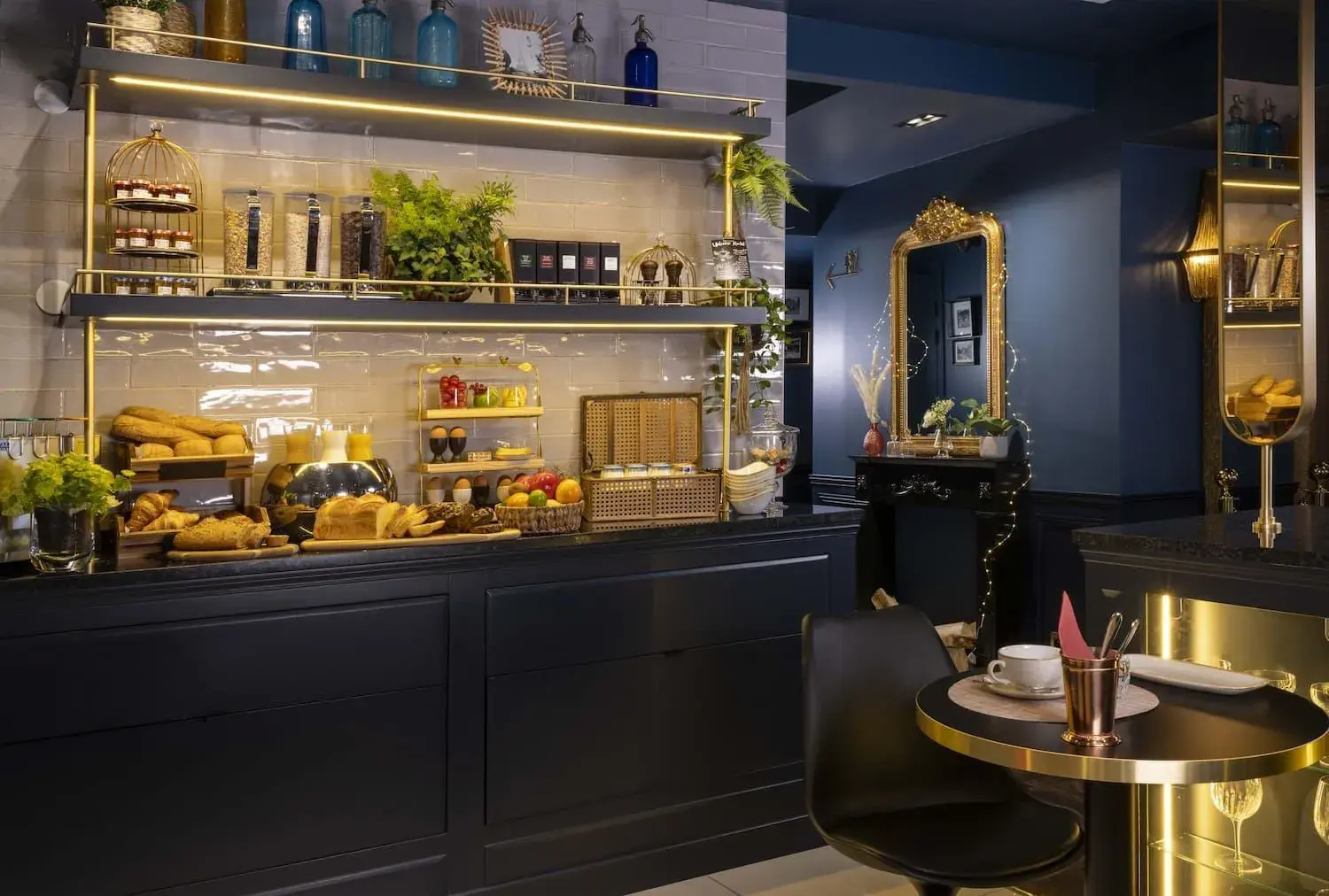 Breakfast in Welcome Hotel Breakfast in Welcome Hotel