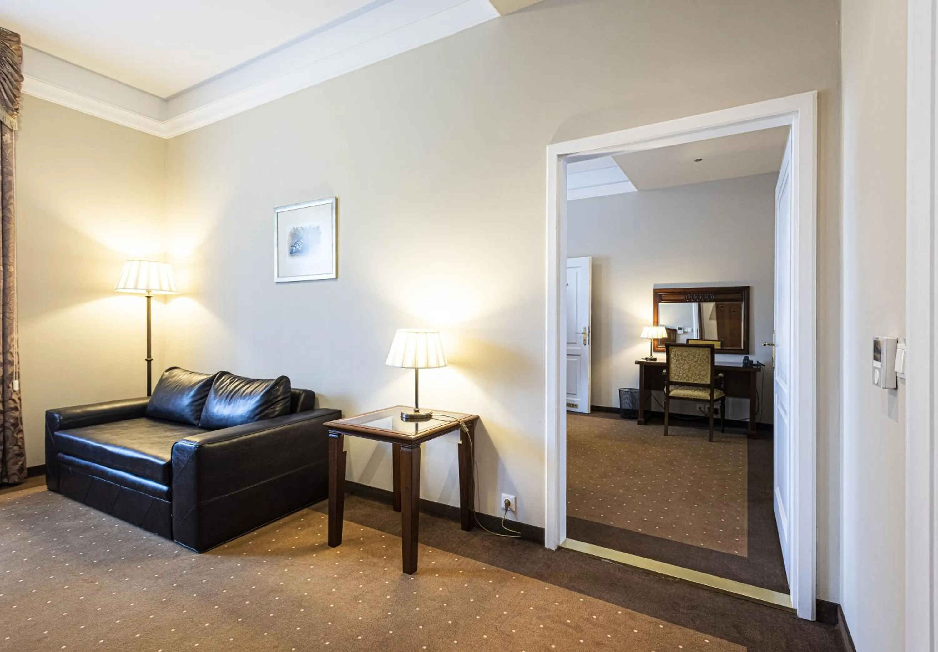 Living room in La Contessa Castle Hotel