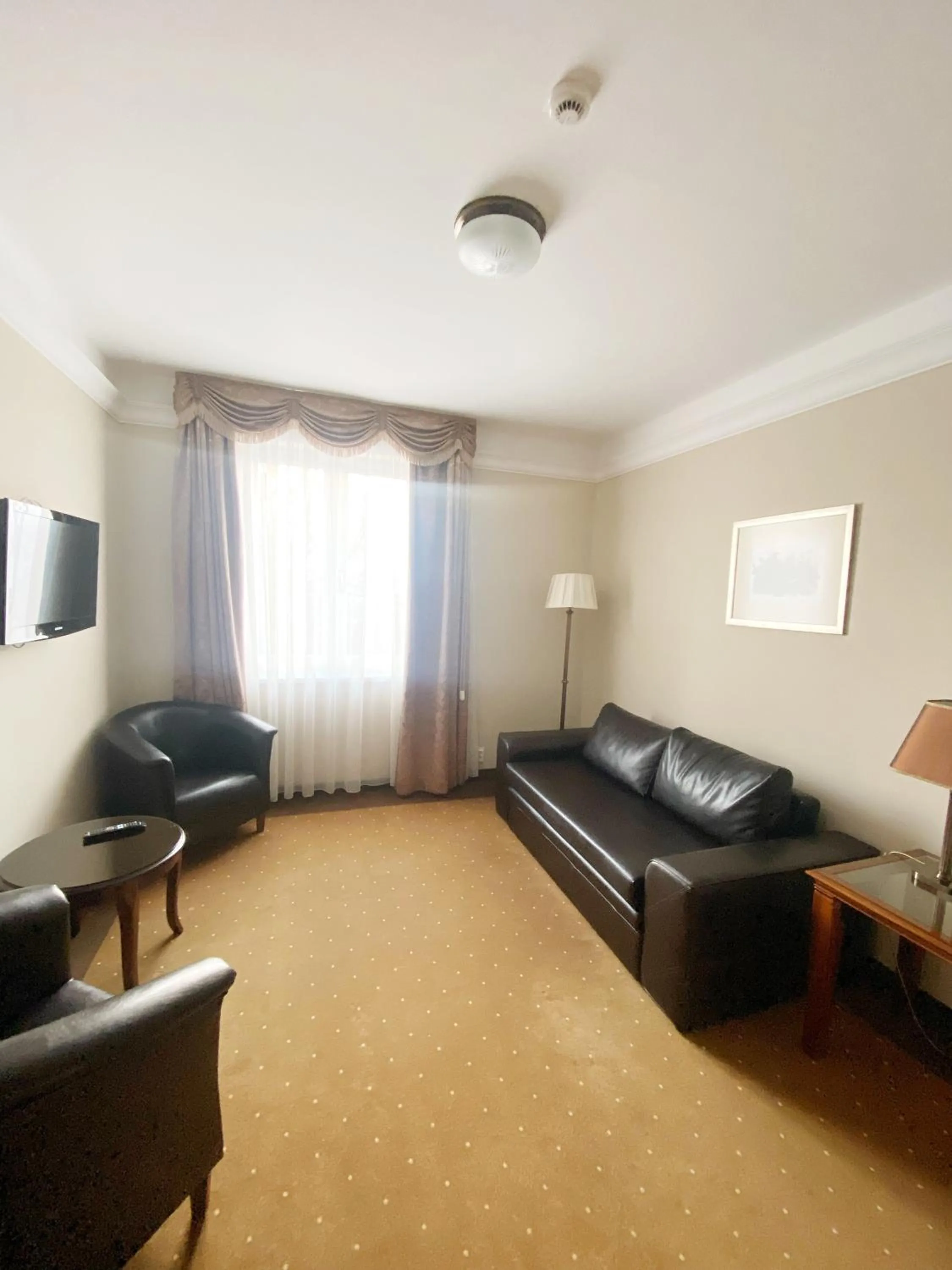 TV and multimedia in La Contessa Castle Hotel