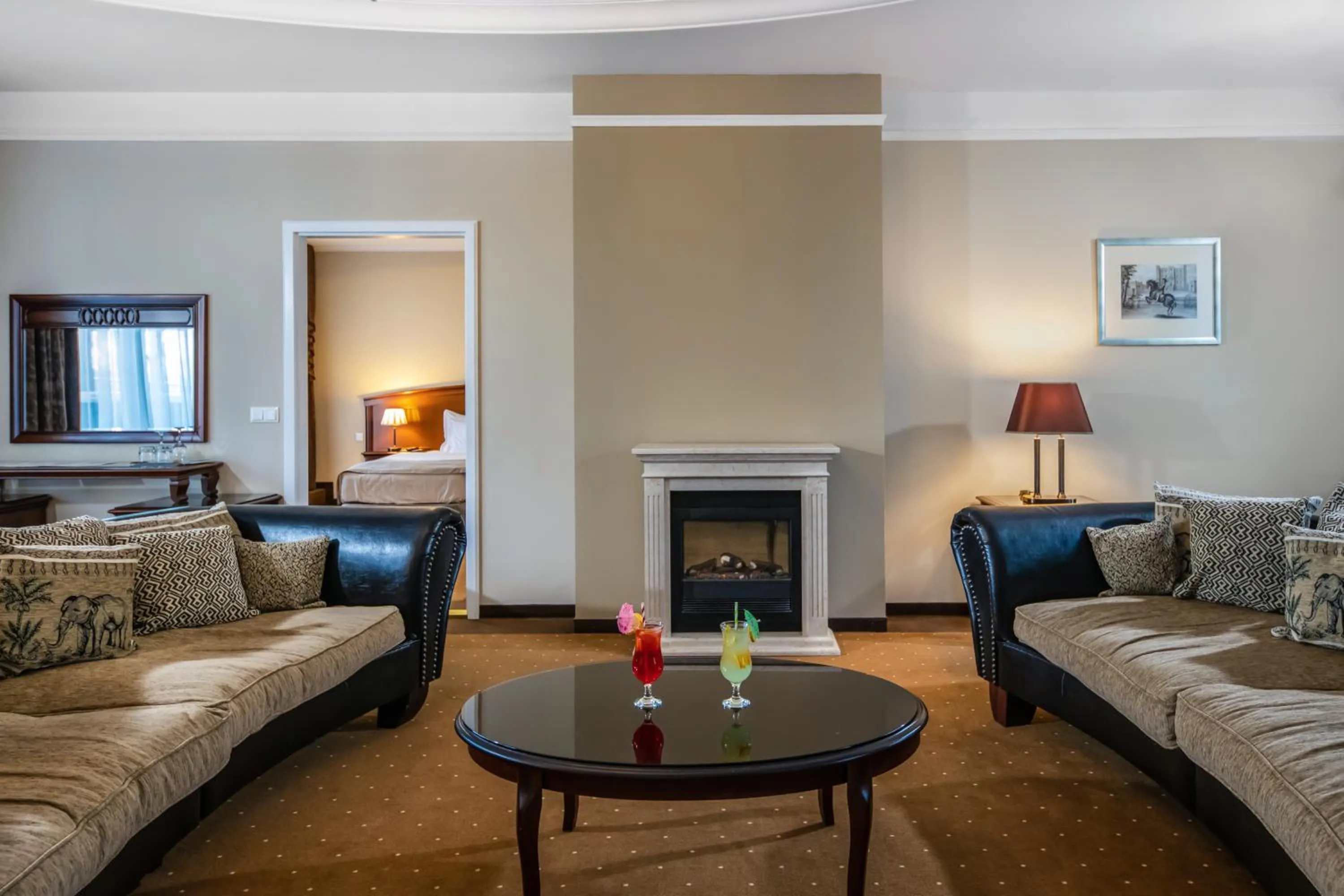 TV and multimedia in La Contessa Castle Hotel