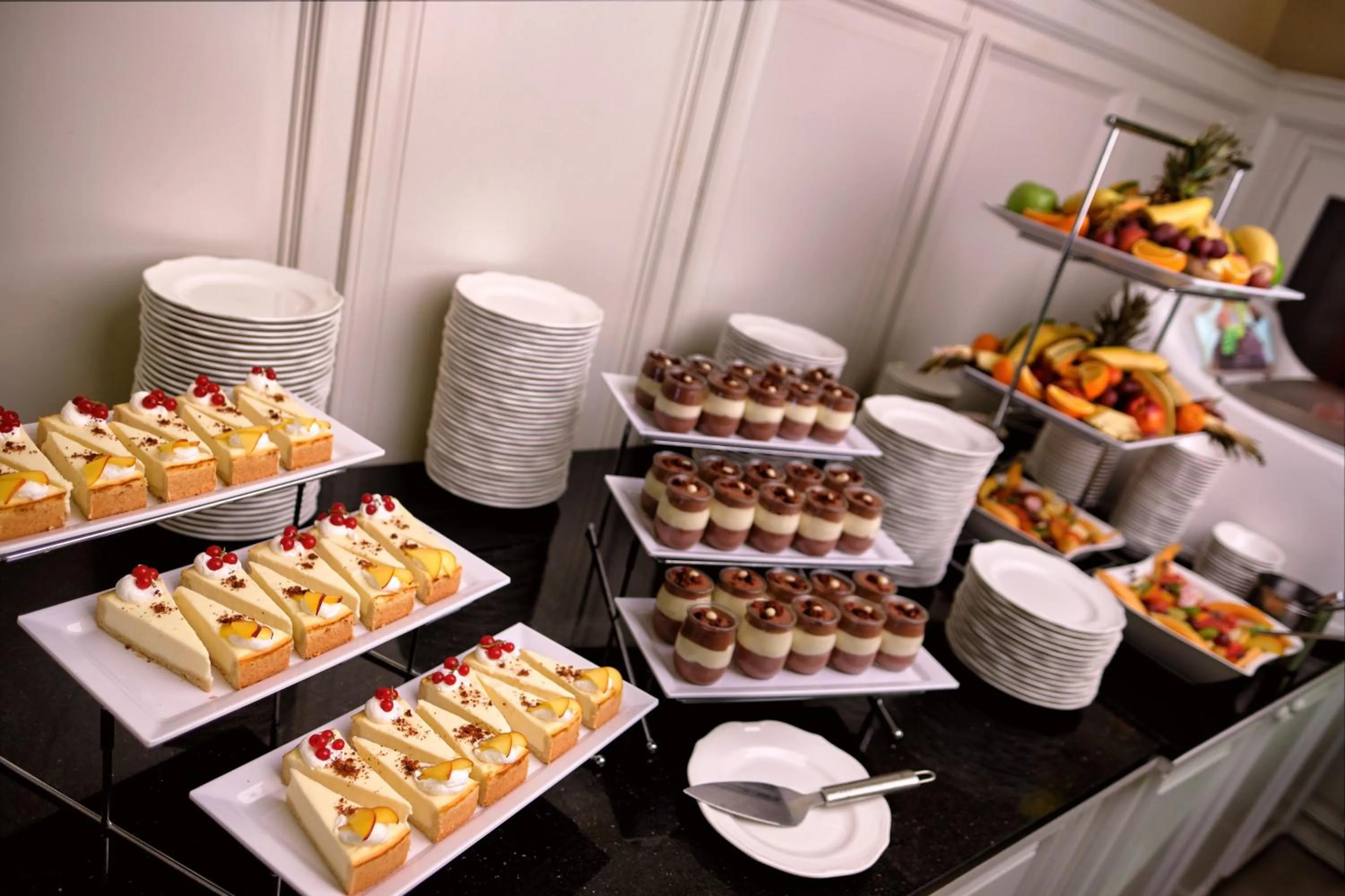 Food in La Contessa Castle Hotel