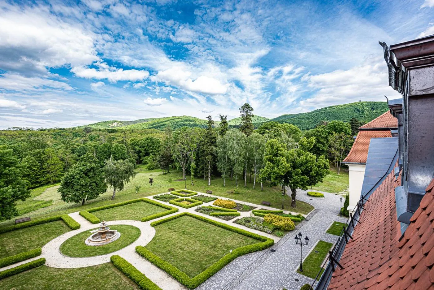 Garden view in La Contessa Castle Hotel
