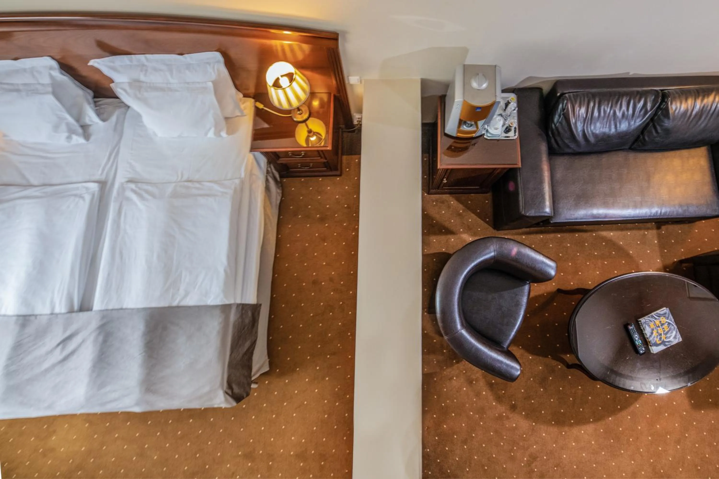 Photo of the whole room, Bed in La Contessa Castle Hotel