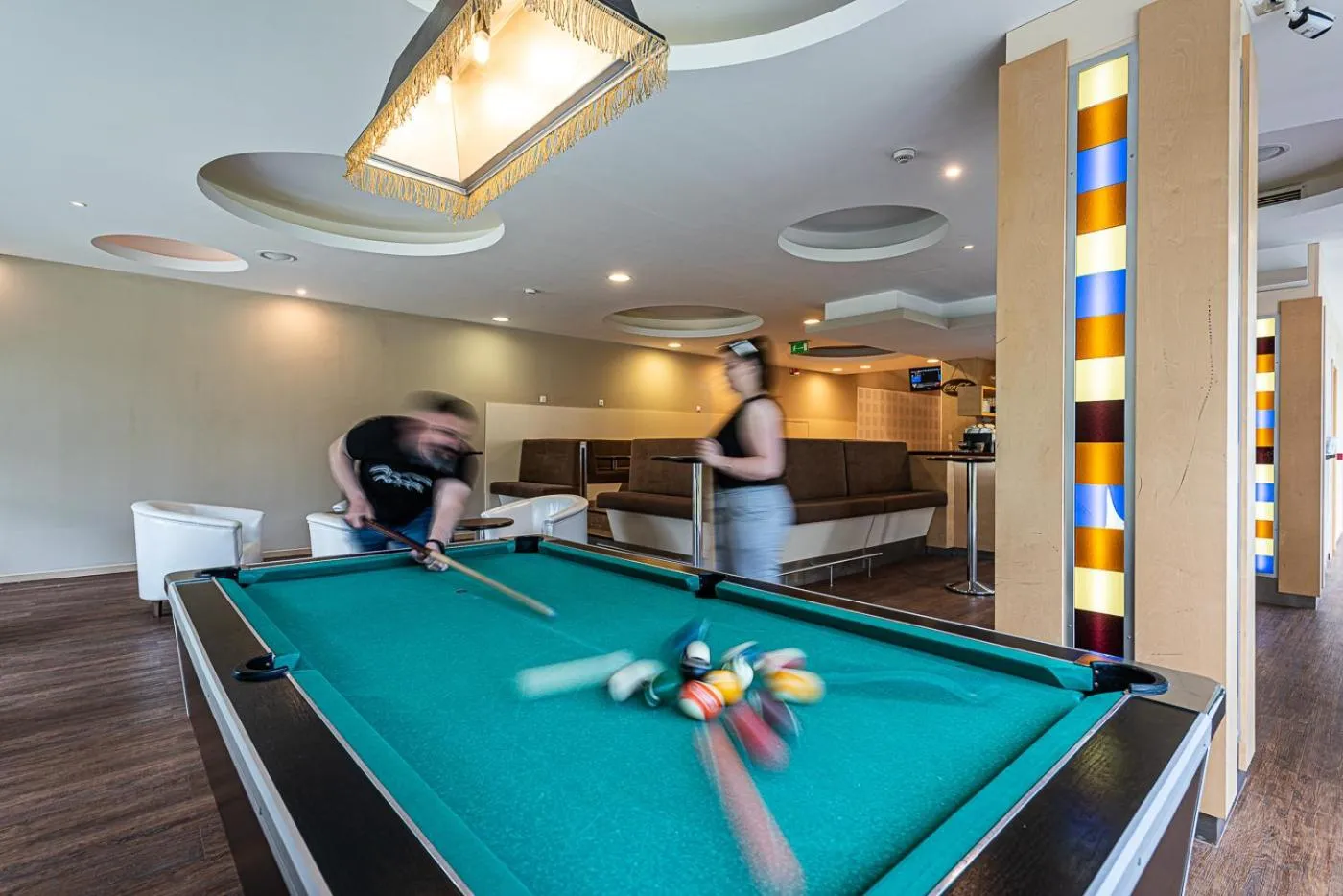 Billiard in La Contessa Castle Hotel