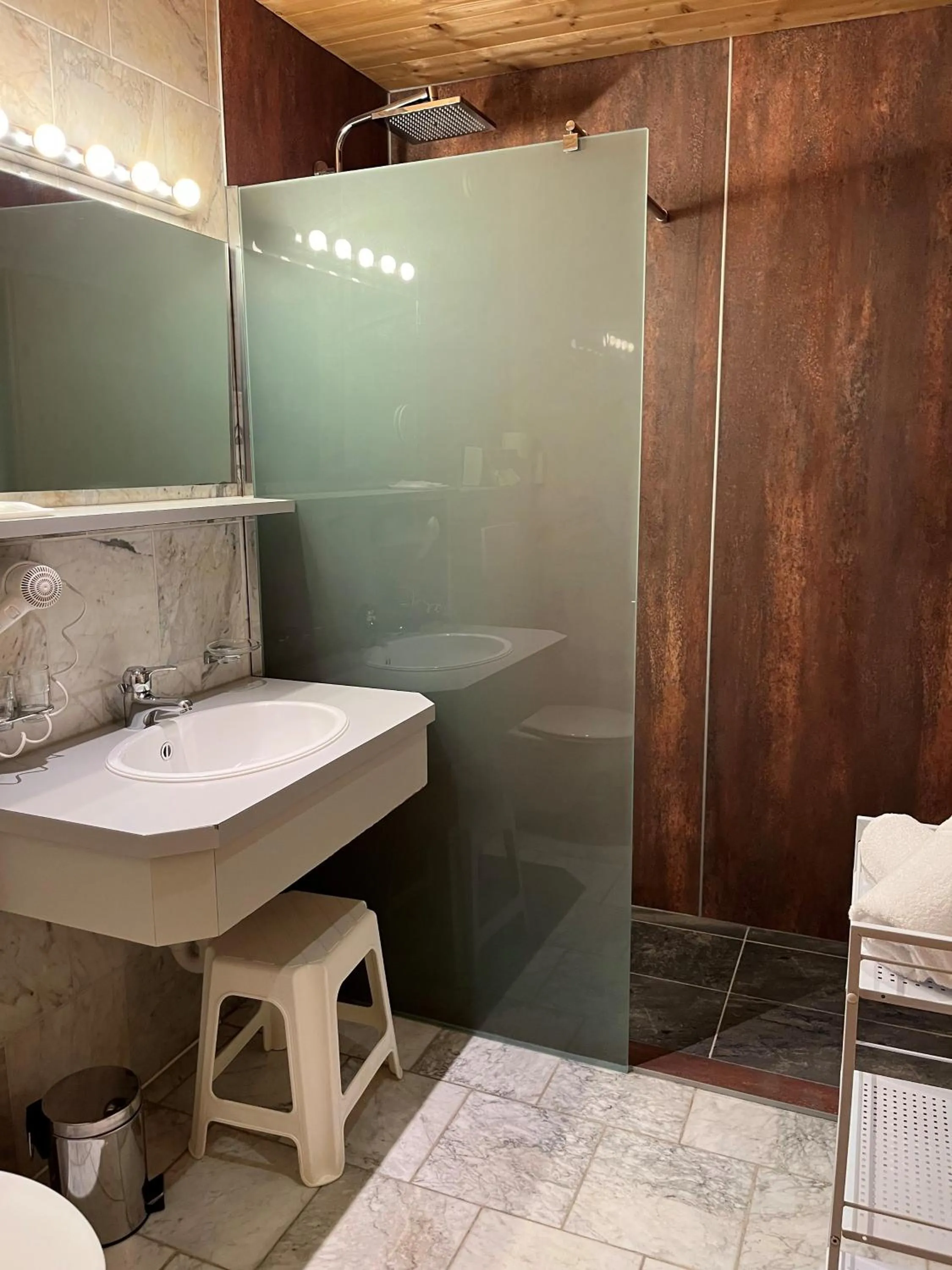 Appartementhaus zum Holzknecht am See