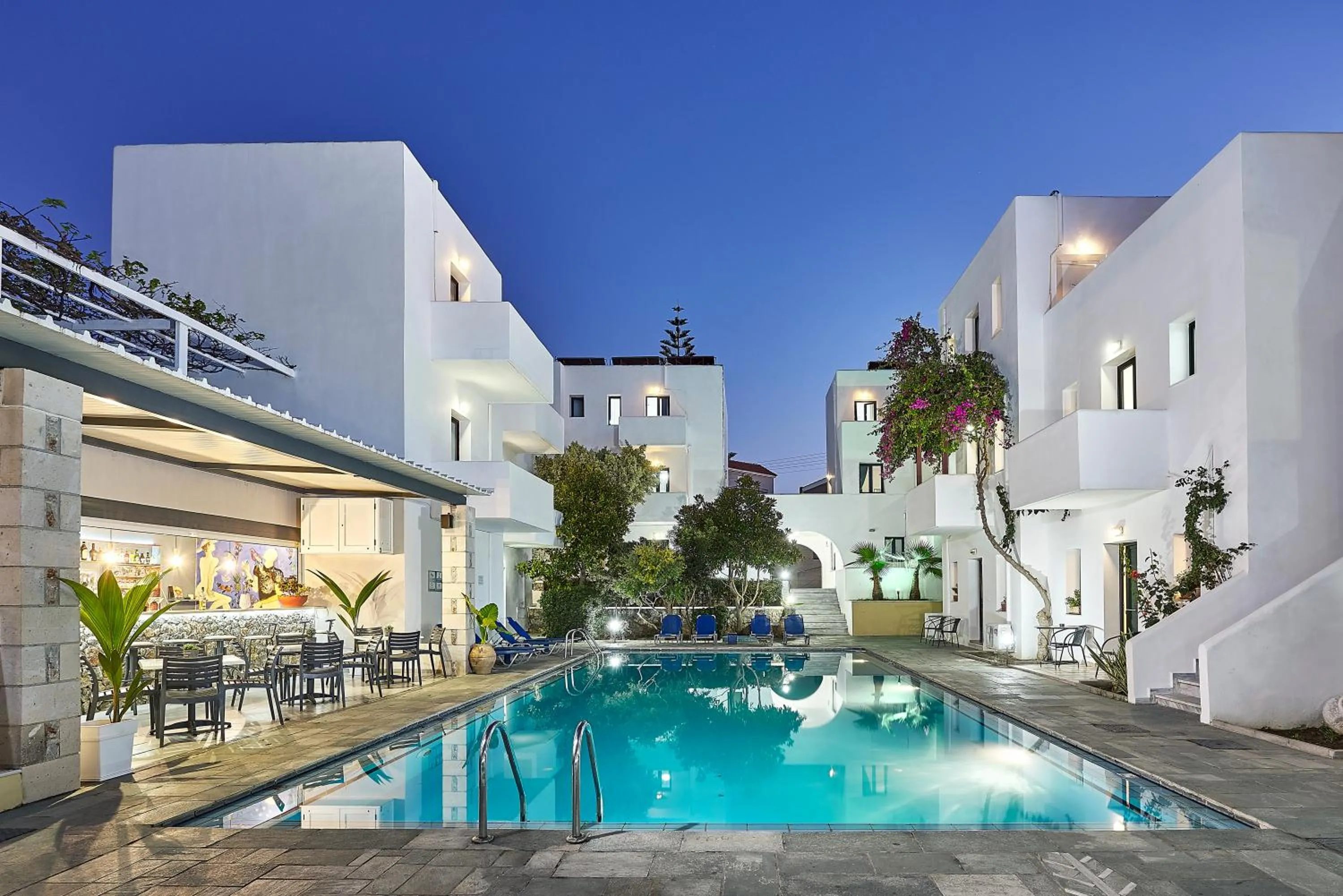 Eva Suites & Apartments