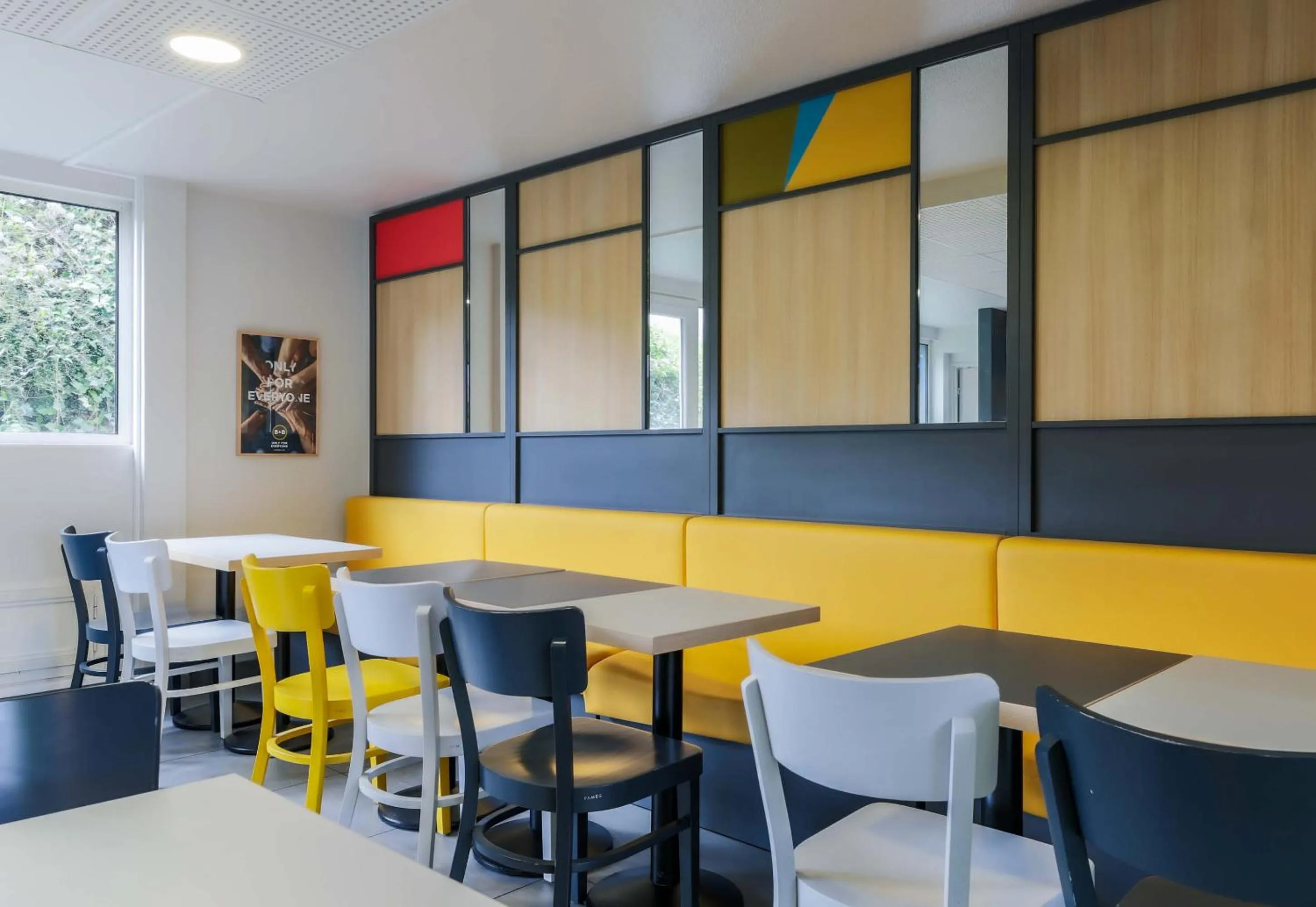 Restaurant/places to eat in B&B HOTEL Nancy Frouard