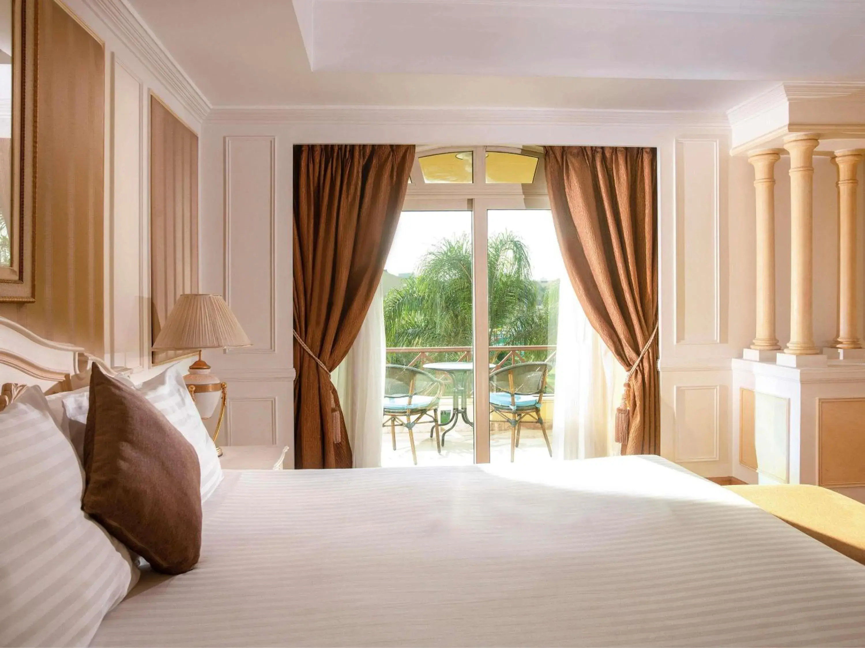 Bedroom, Bed in Mövenpick Hotel Cairo - Media City Bedroom, Bed in Mövenpick Hotel Cairo - Media City