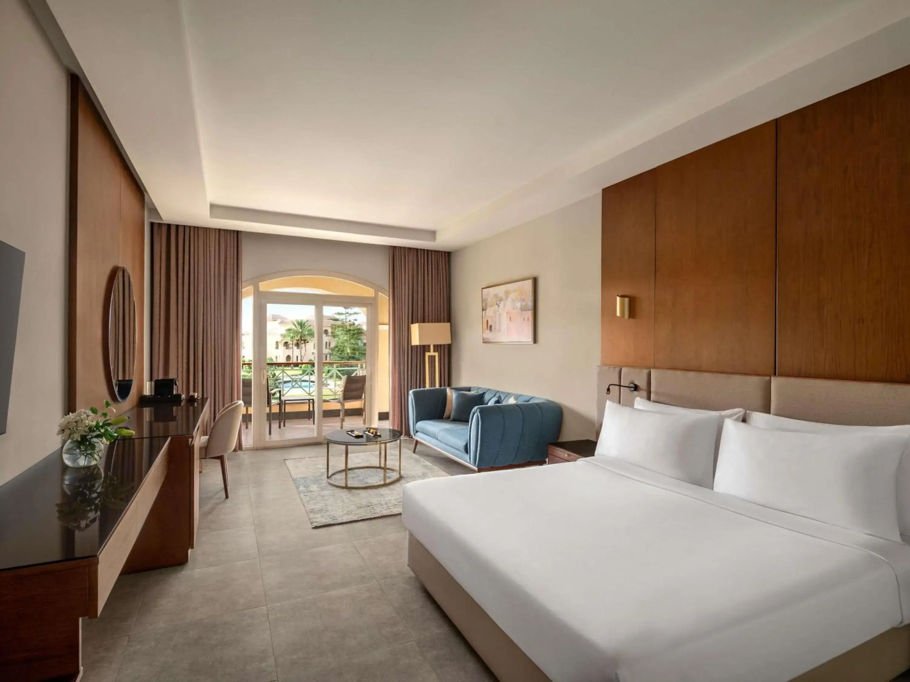 Bedroom, Bed in Mövenpick Hotel Cairo - Media City Bedroom, Bed in Mövenpick Hotel Cairo - Media City