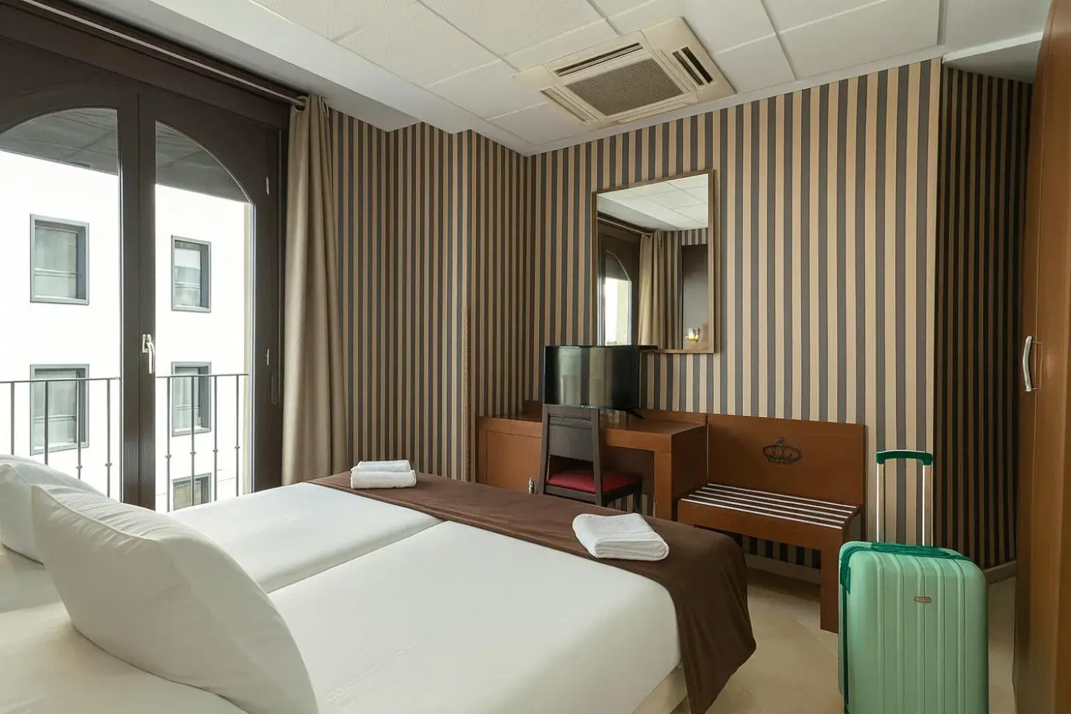 Bed in Hotel Duquesa Bed in Hotel Duquesa