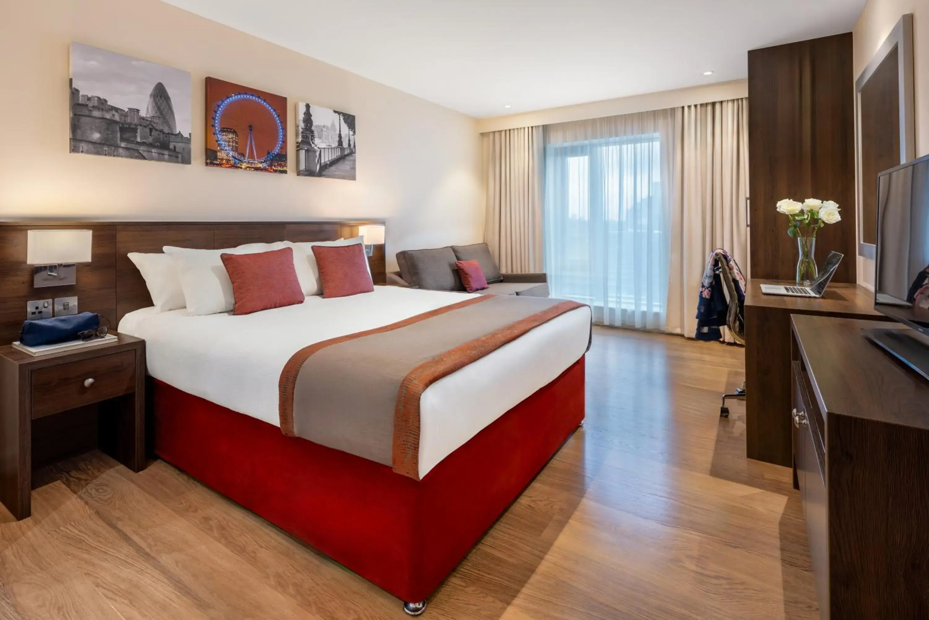 Bedroom, Bed in Marlin Waterloo Bedroom, Bed in Marlin Waterloo