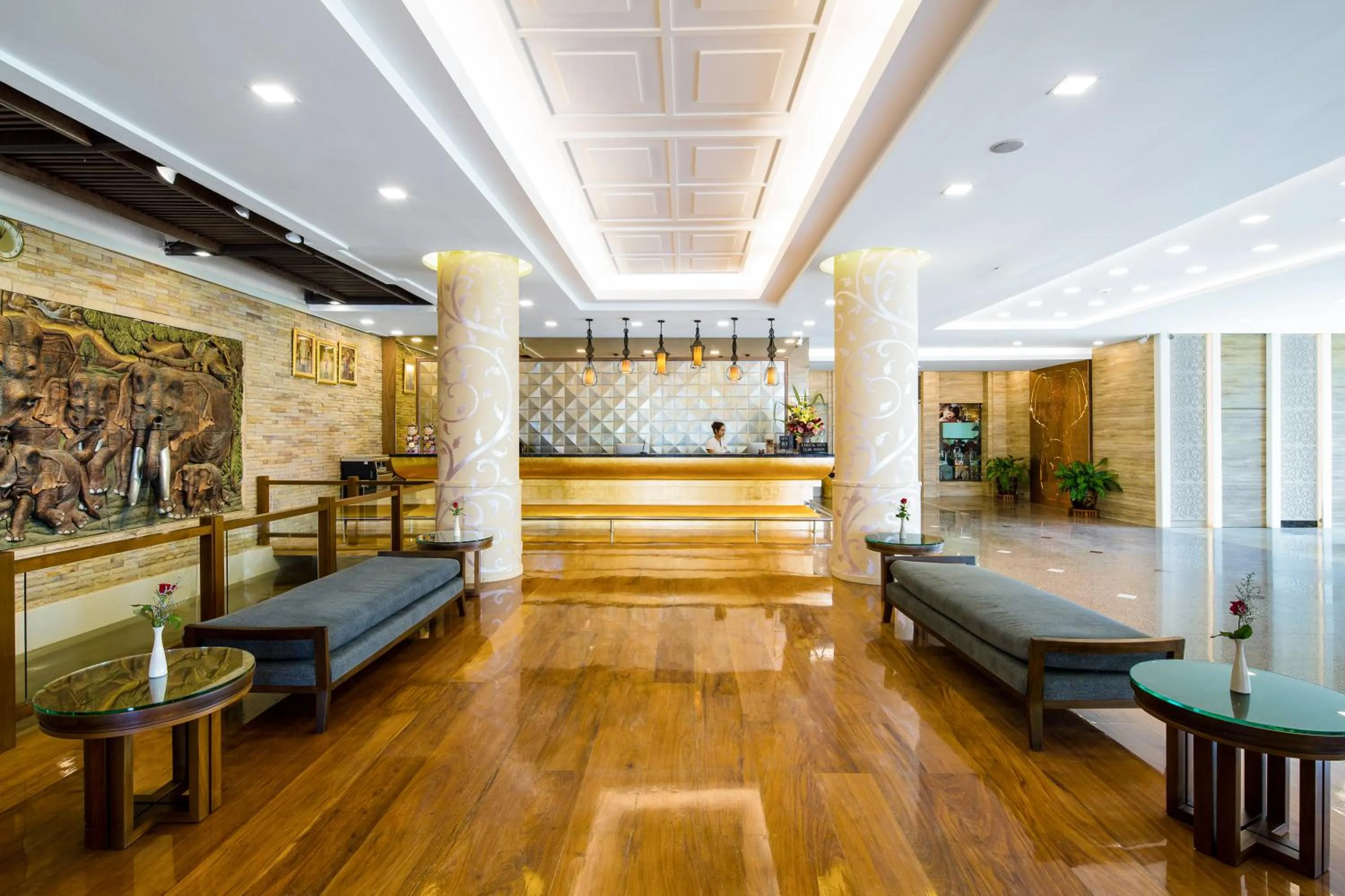 Living room in Aiyara Palace