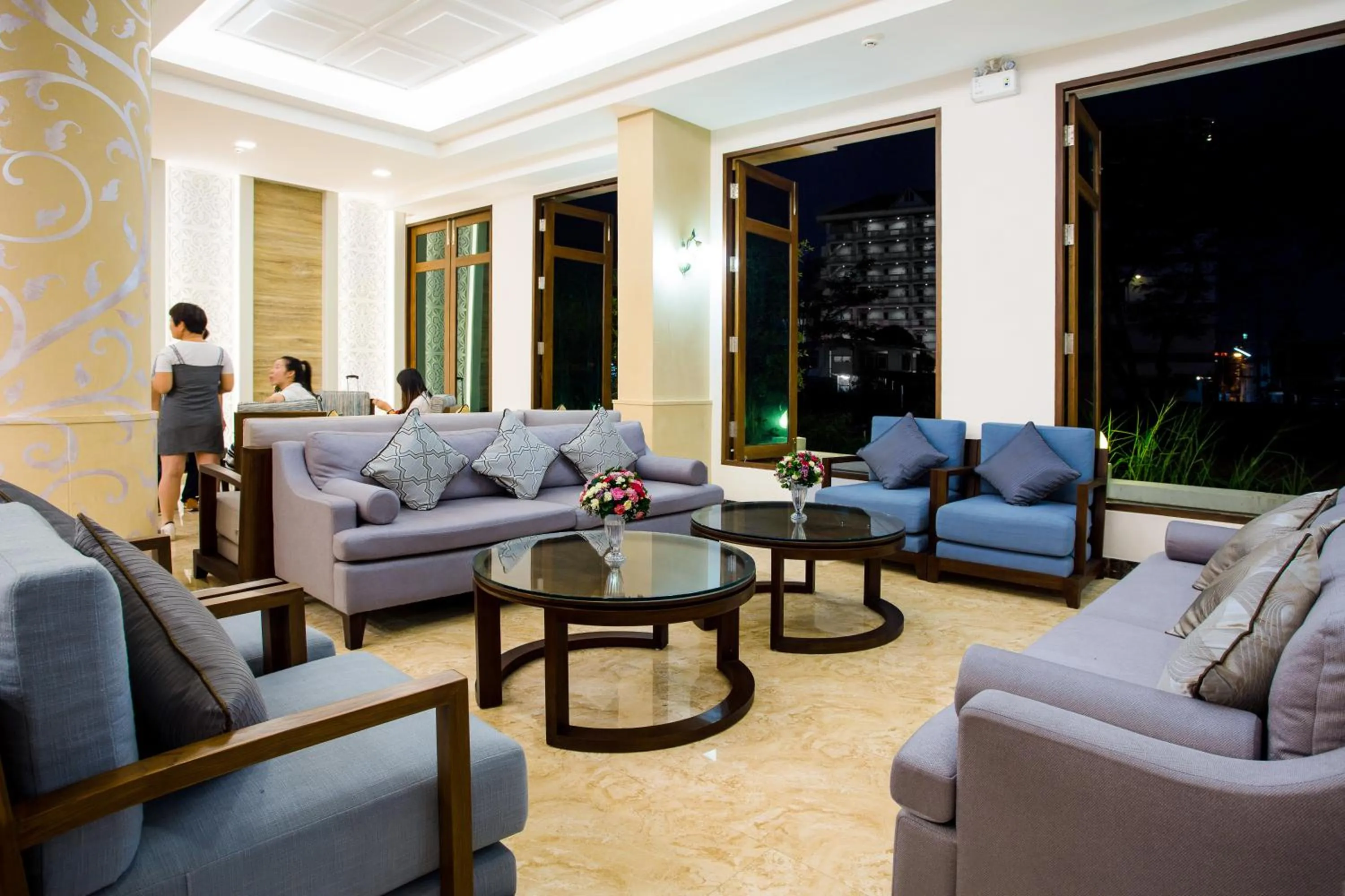 Living room in Aiyara Palace