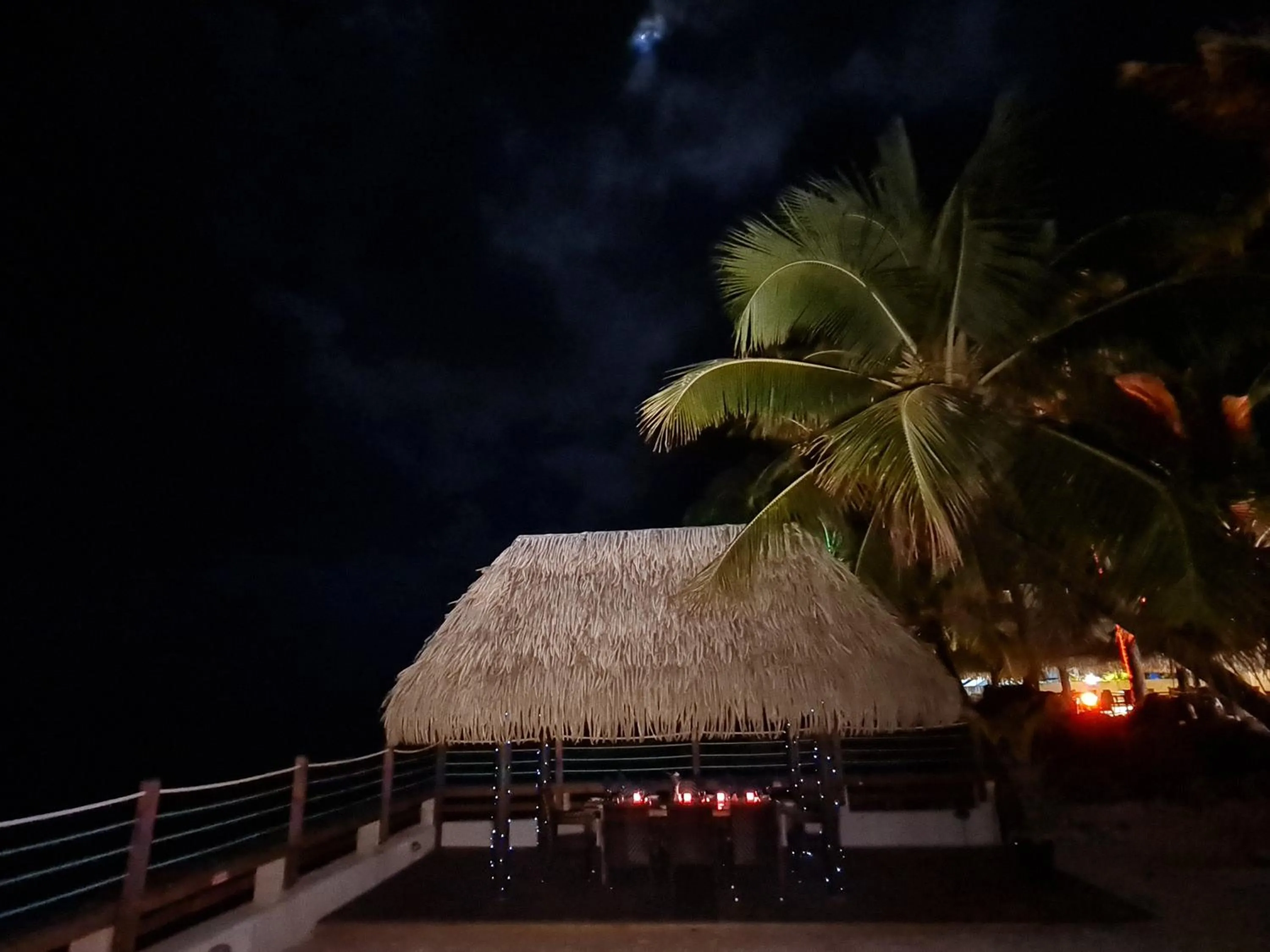 Restaurant/places to eat in The Edgewater Resort & Spa