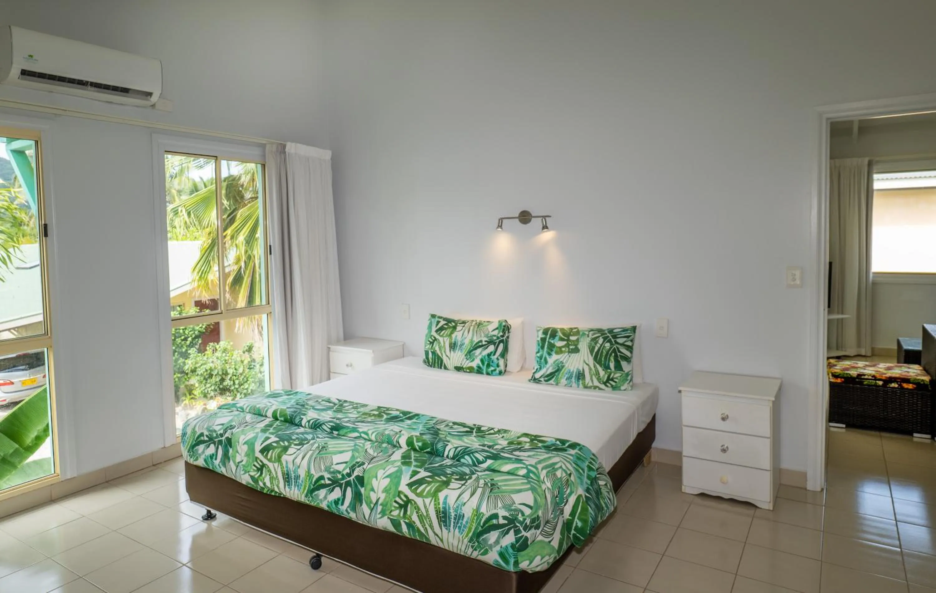 Bedroom, Bed in The Edgewater Resort & Spa