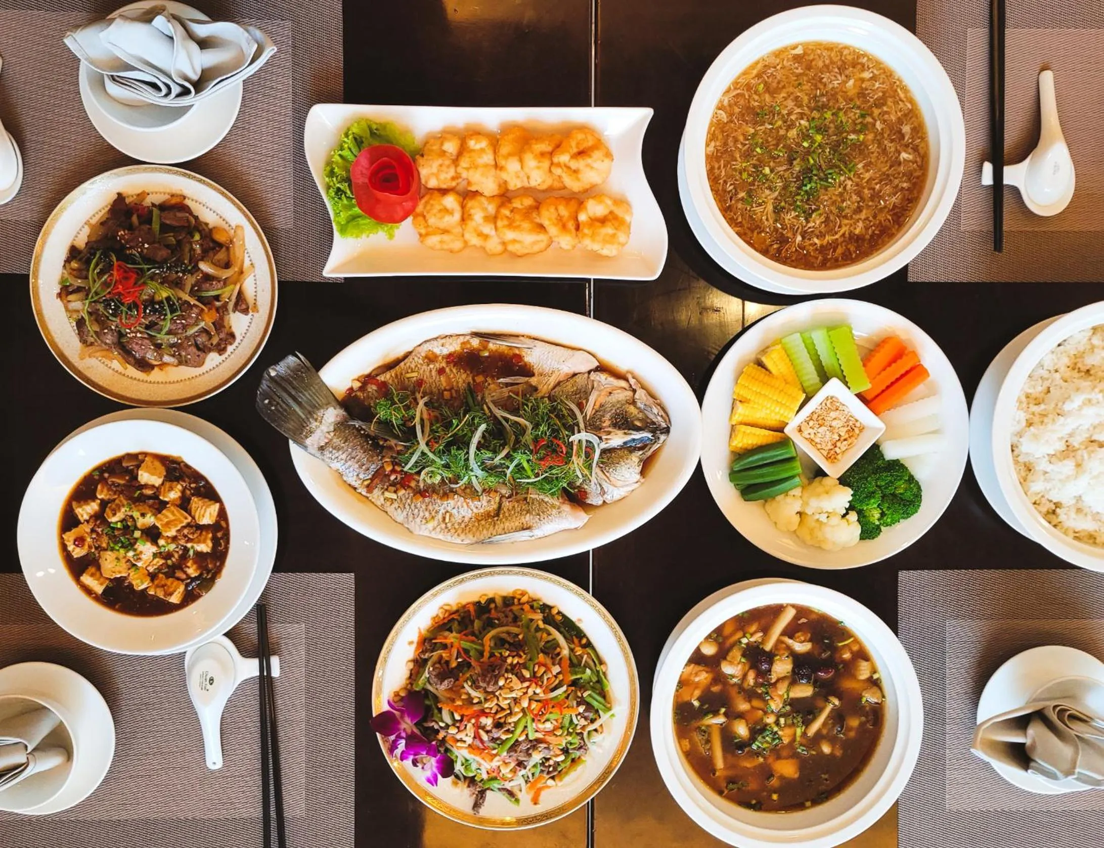 Restaurant/places to eat in Novotel Ha Long Bay Hotel