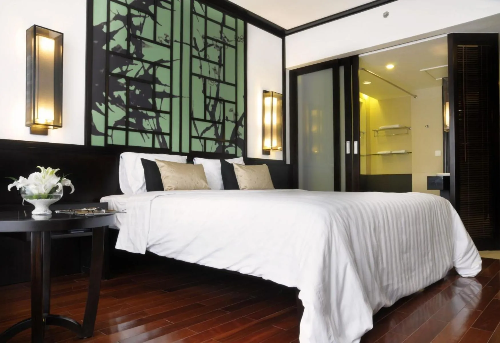 Bedroom, Bed in Novotel Ha Long Bay Hotel