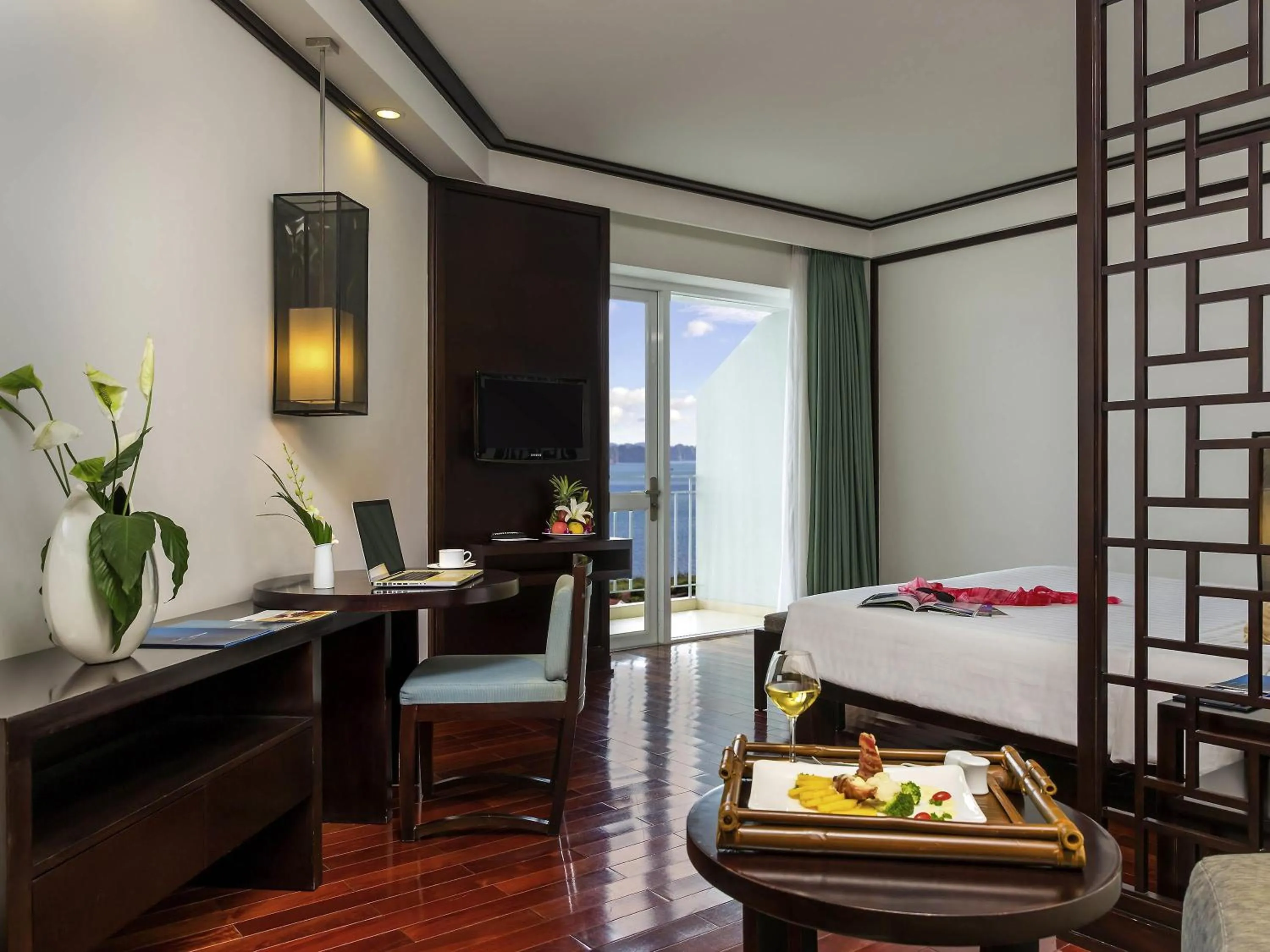 Bedroom, Bed in Novotel Ha Long Bay Hotel