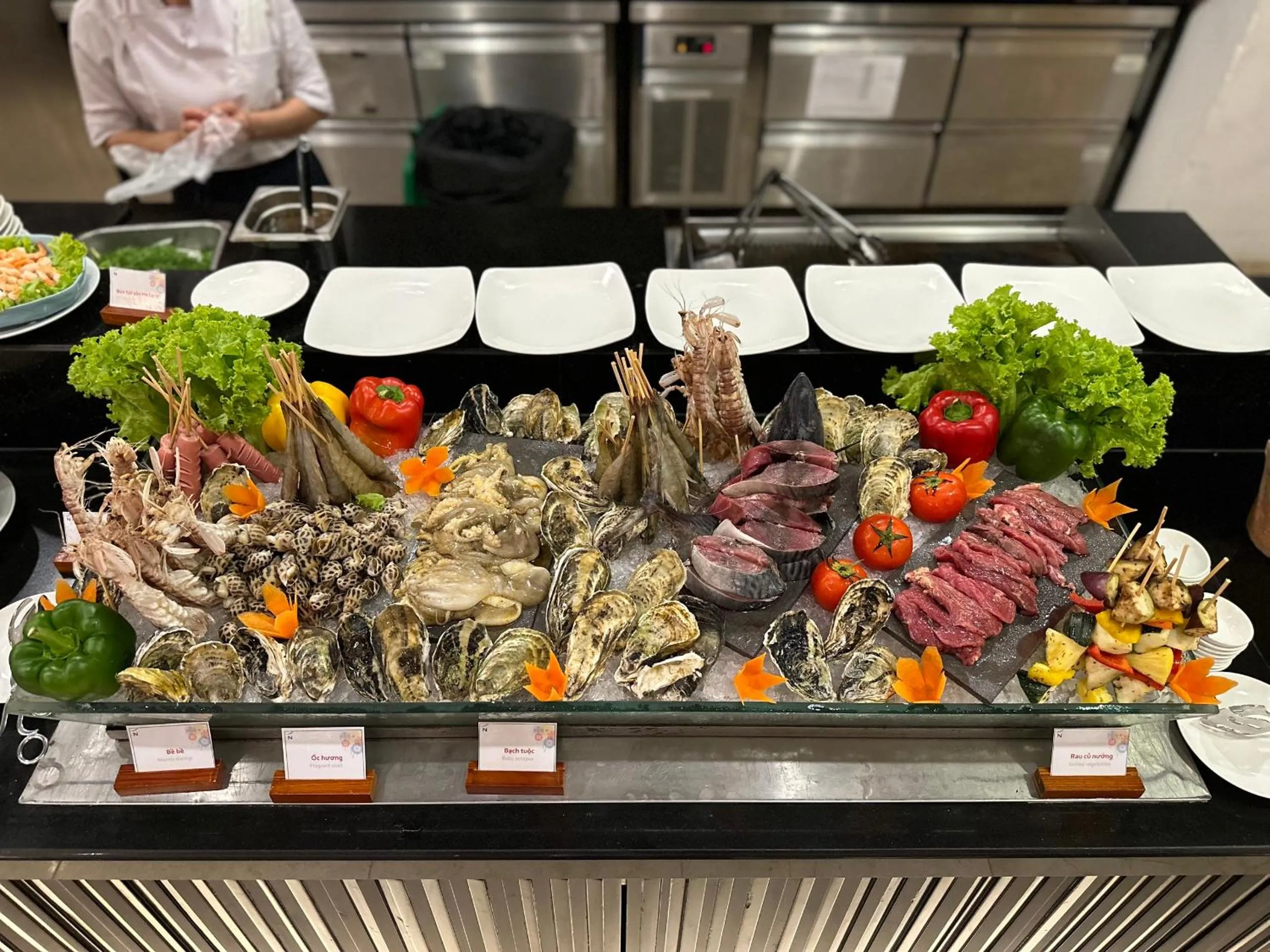 Restaurant/places to eat in Novotel Ha Long Bay Hotel