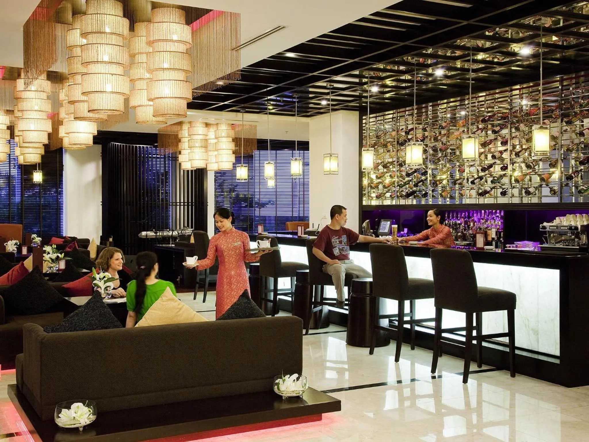 Lounge or bar in Novotel Ha Long Bay Hotel