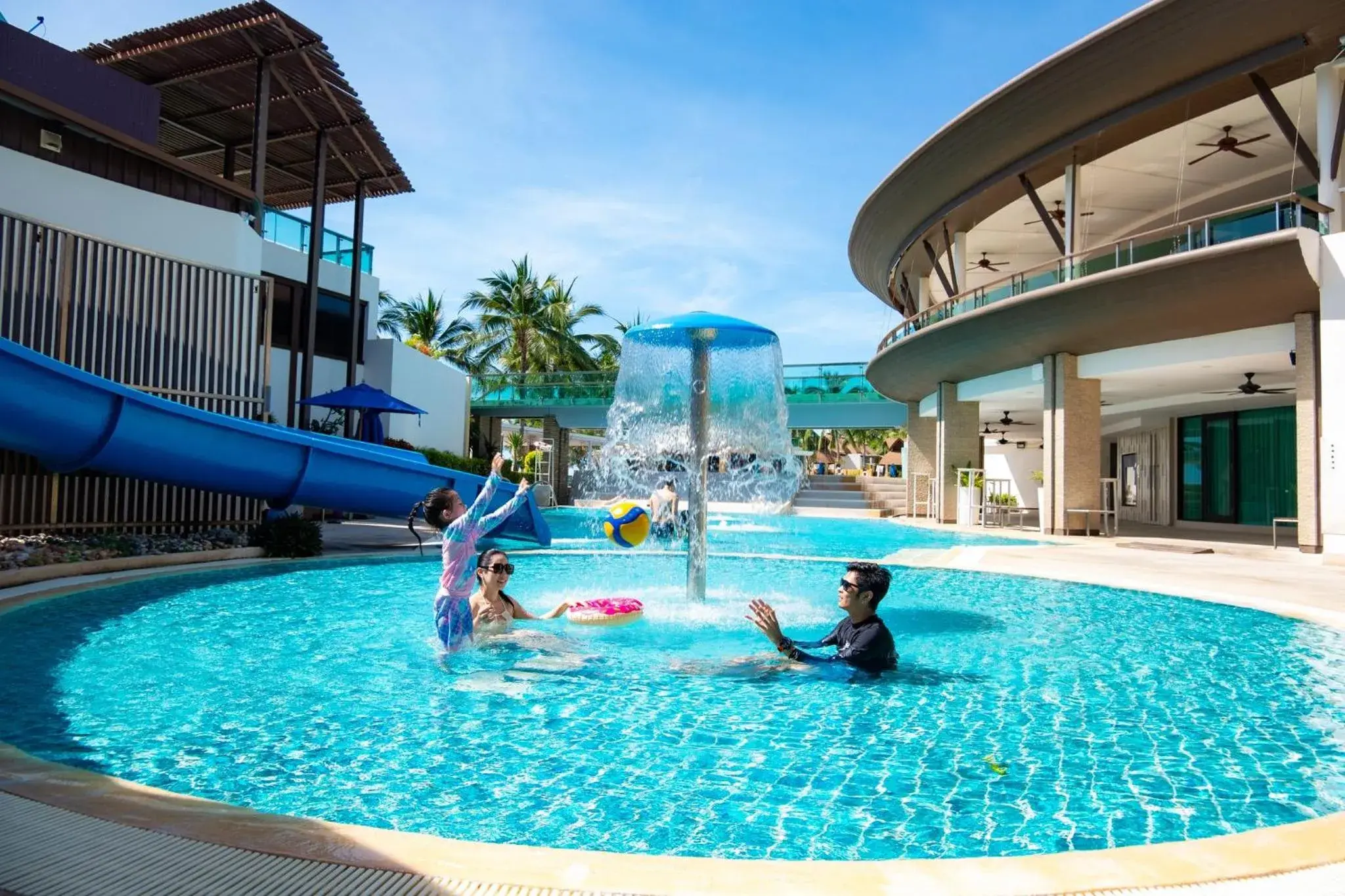 Swimming pool in Springfield @Sea Resort & Spa Swimming pool in Springfield @Sea Resort & Spa