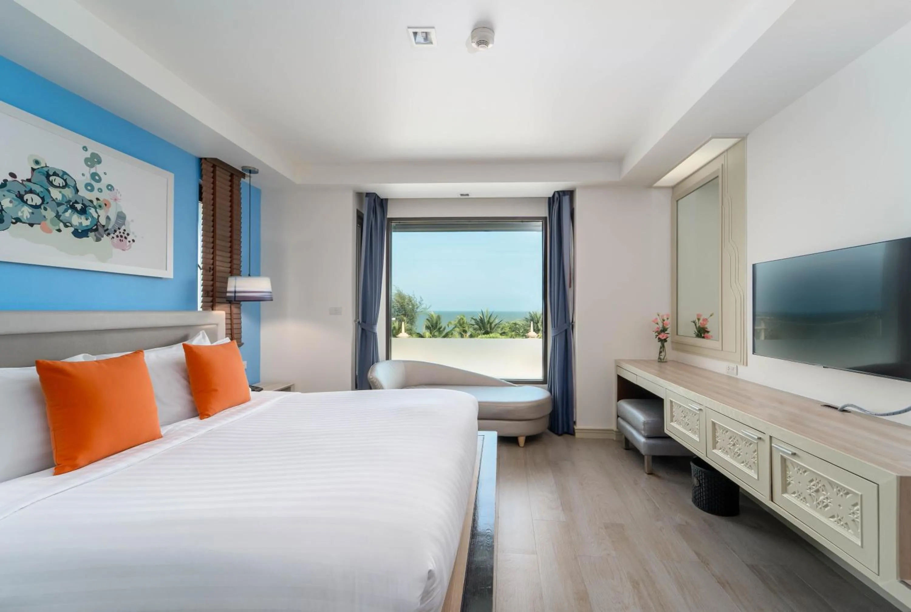 Bed in Springfield @Sea Resort & Spa