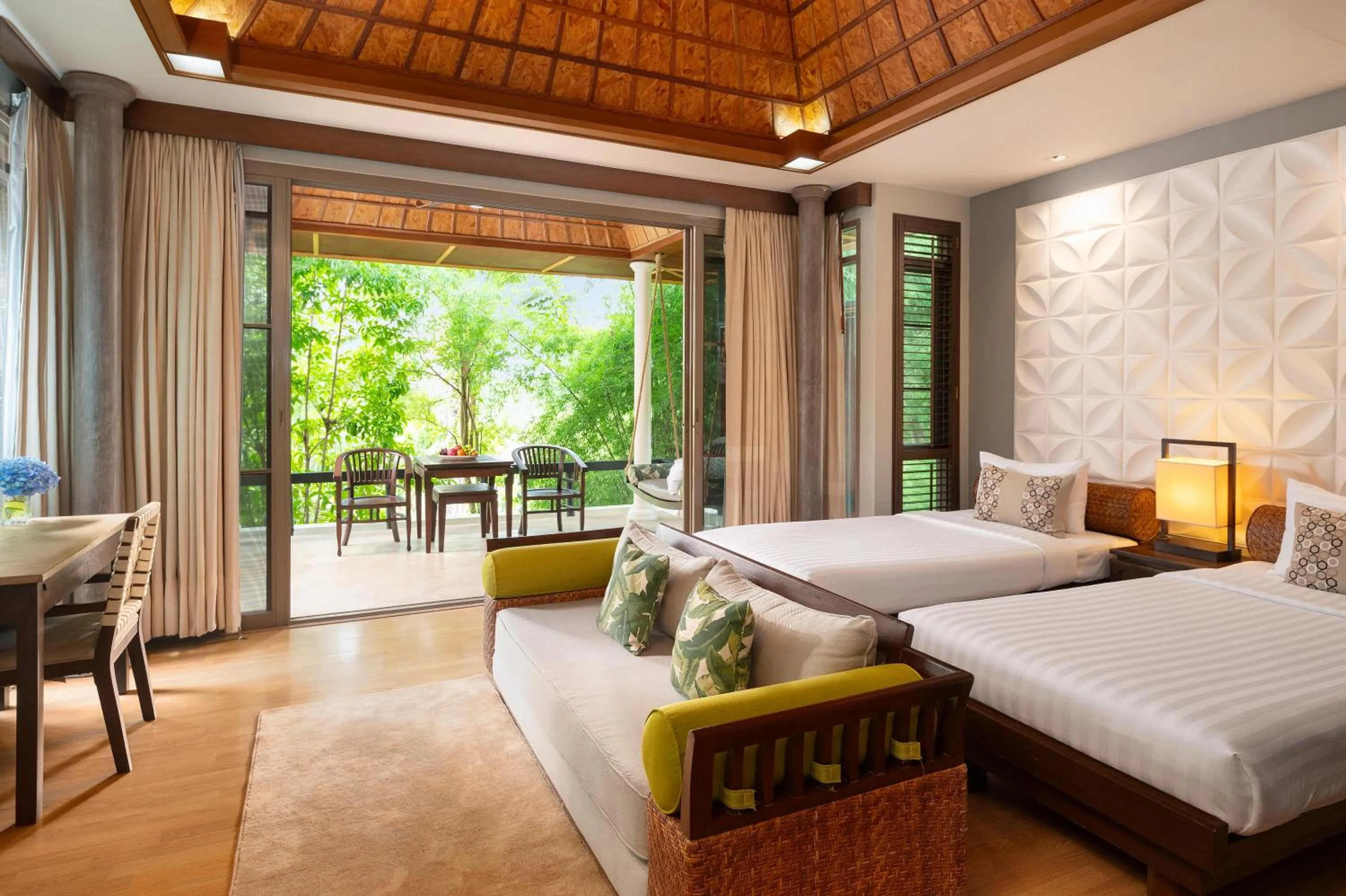 Bedroom, Bed in Springfield Village Golf & Spa