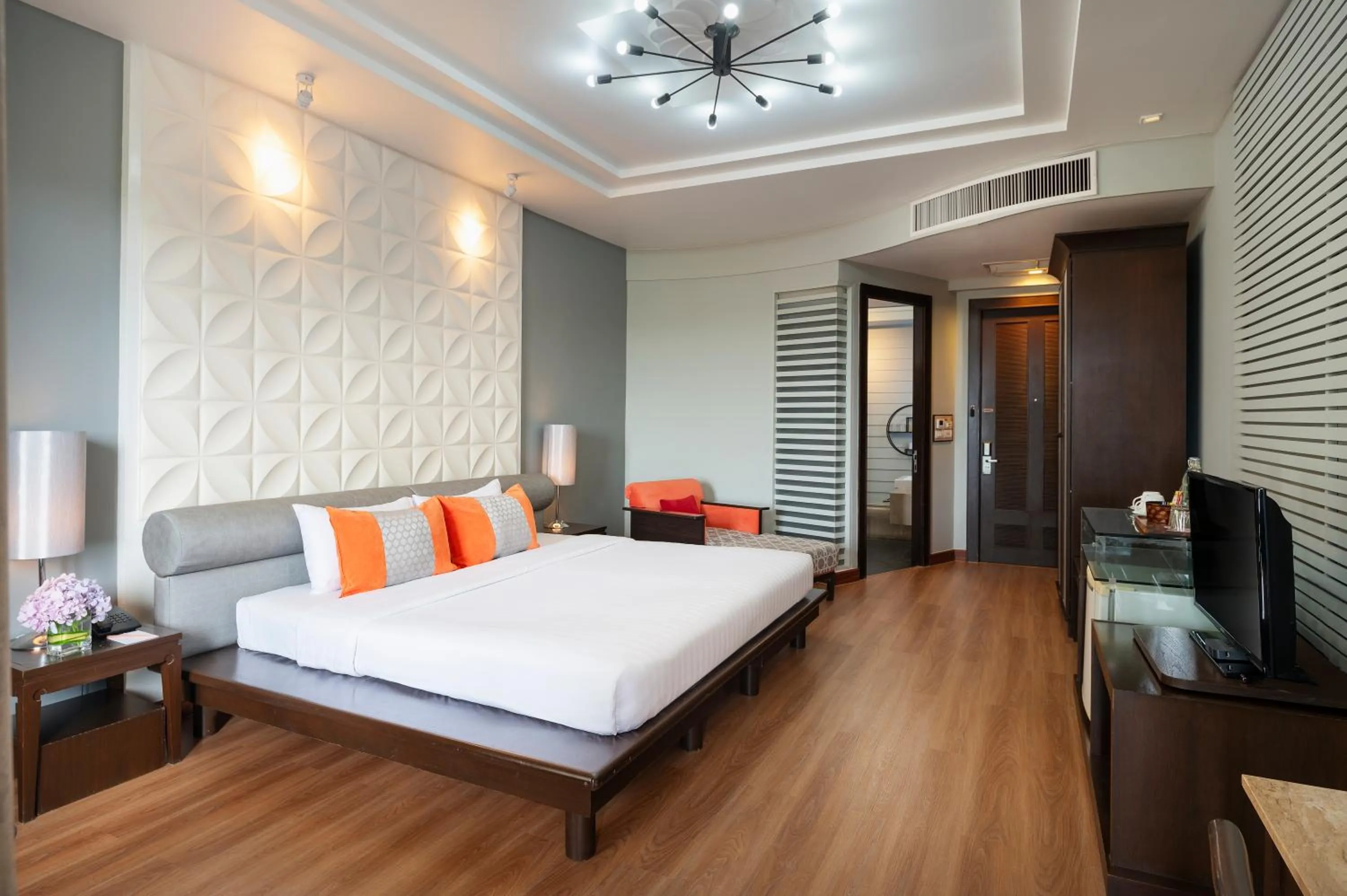 Bed in Springfield Village Golf & Spa