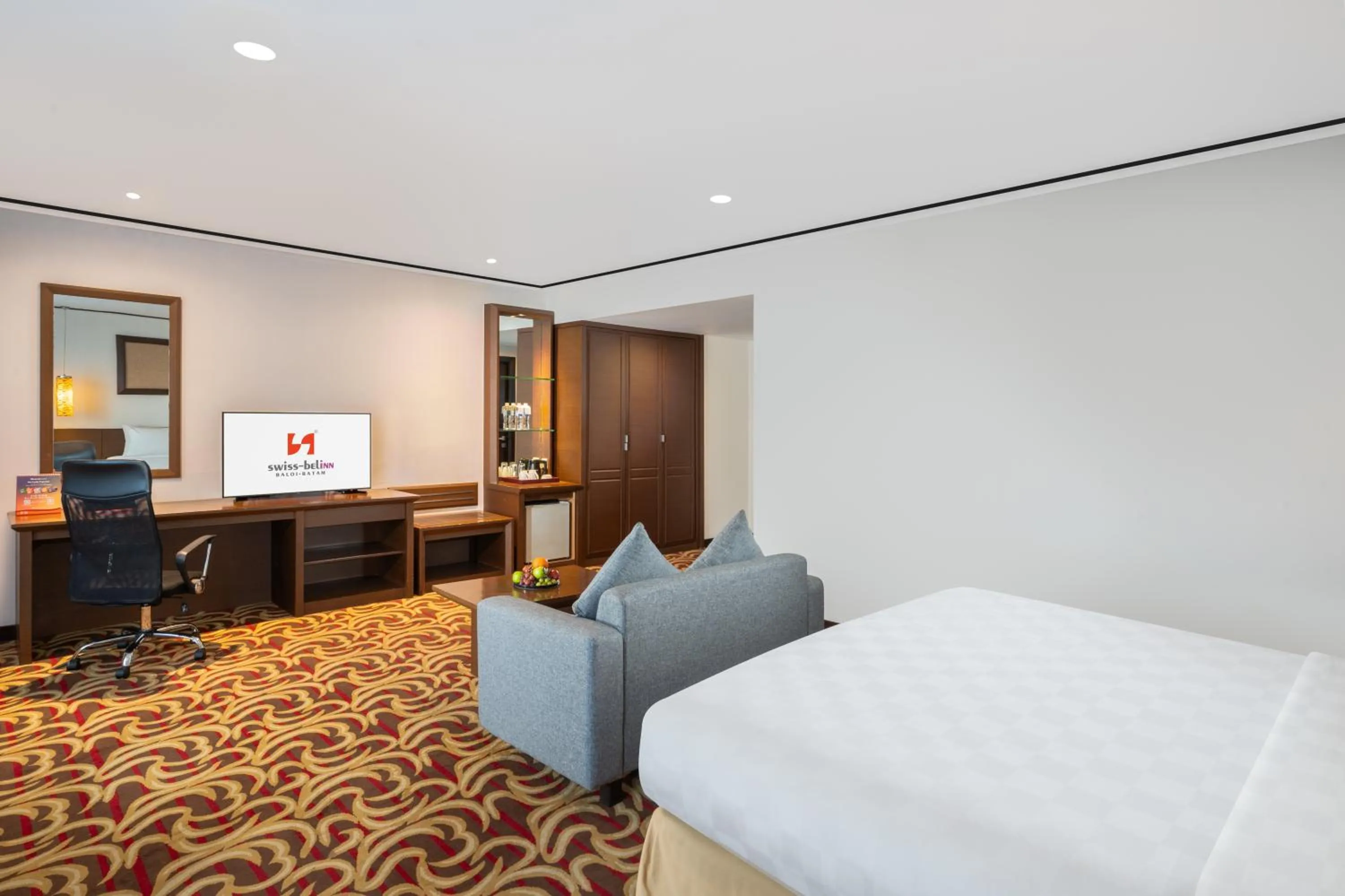 Bedroom, Bed in Swiss-Belinn Baloi Batam