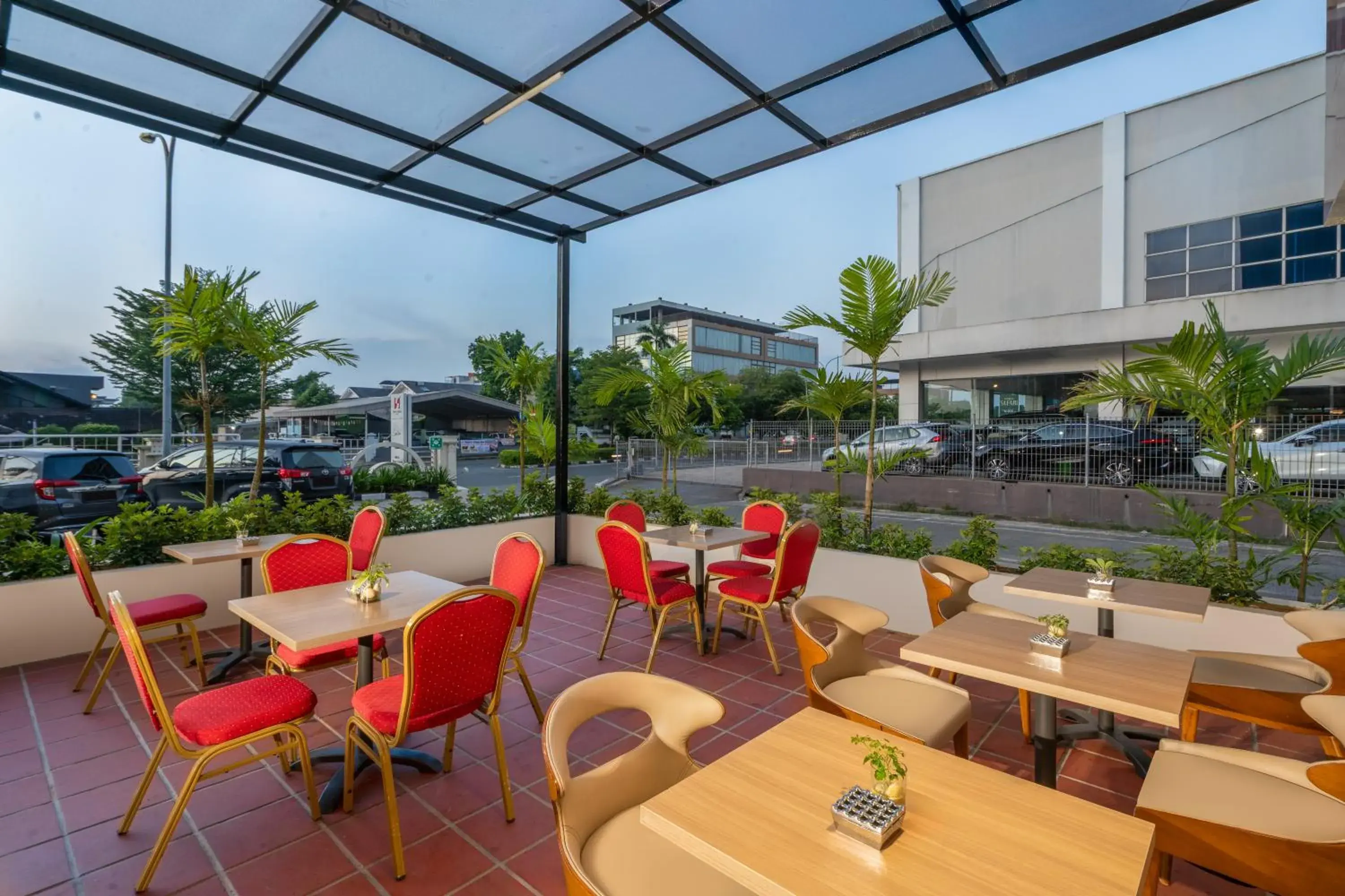 Restaurant/places to eat in Swiss-Belinn Baloi Batam Restaurant/places to eat in Swiss-Belinn Baloi Batam