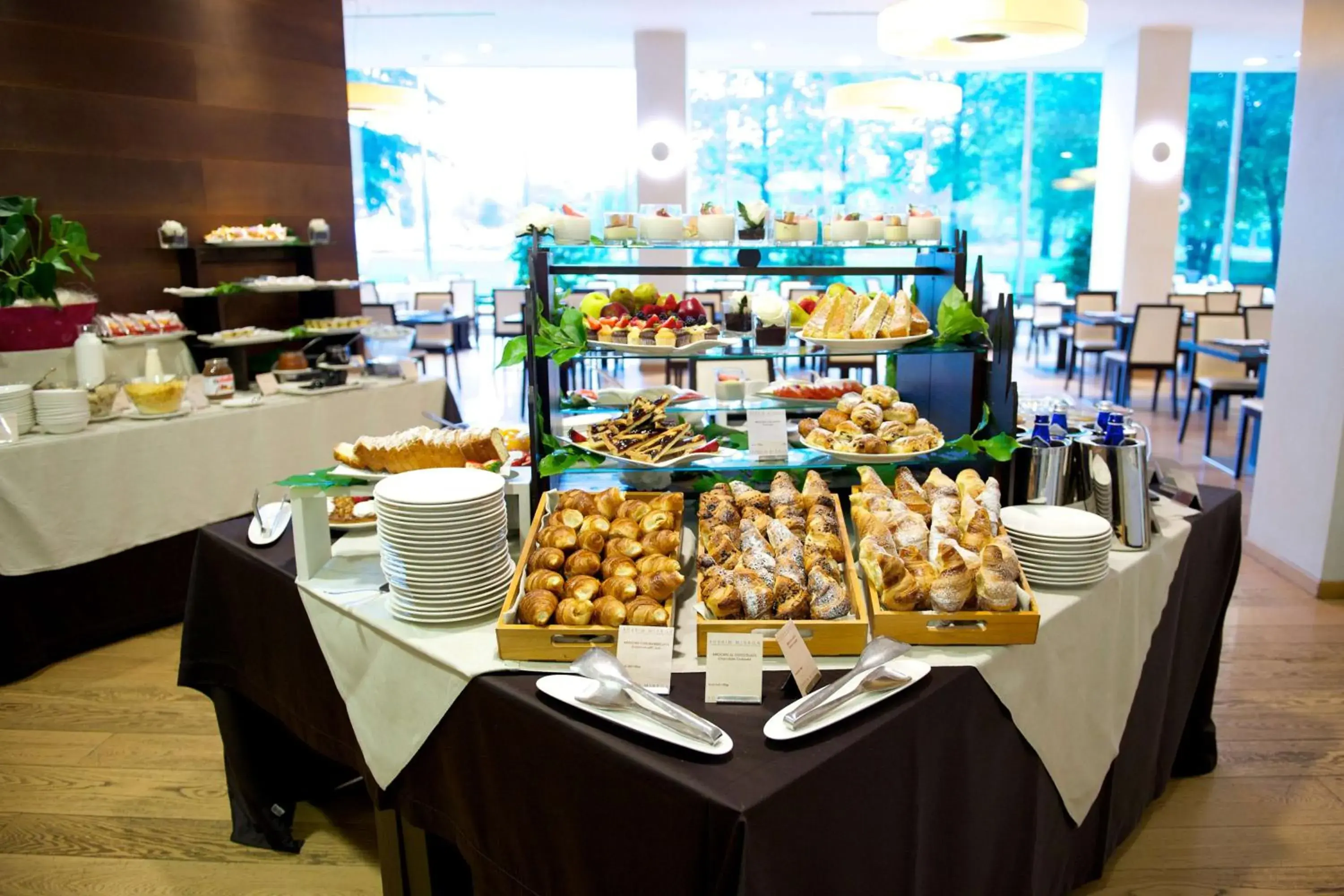 Restaurant/places to eat in Best Western Plus The Hub Hotel Restaurant/places to eat in Best Western Plus The Hub Hotel