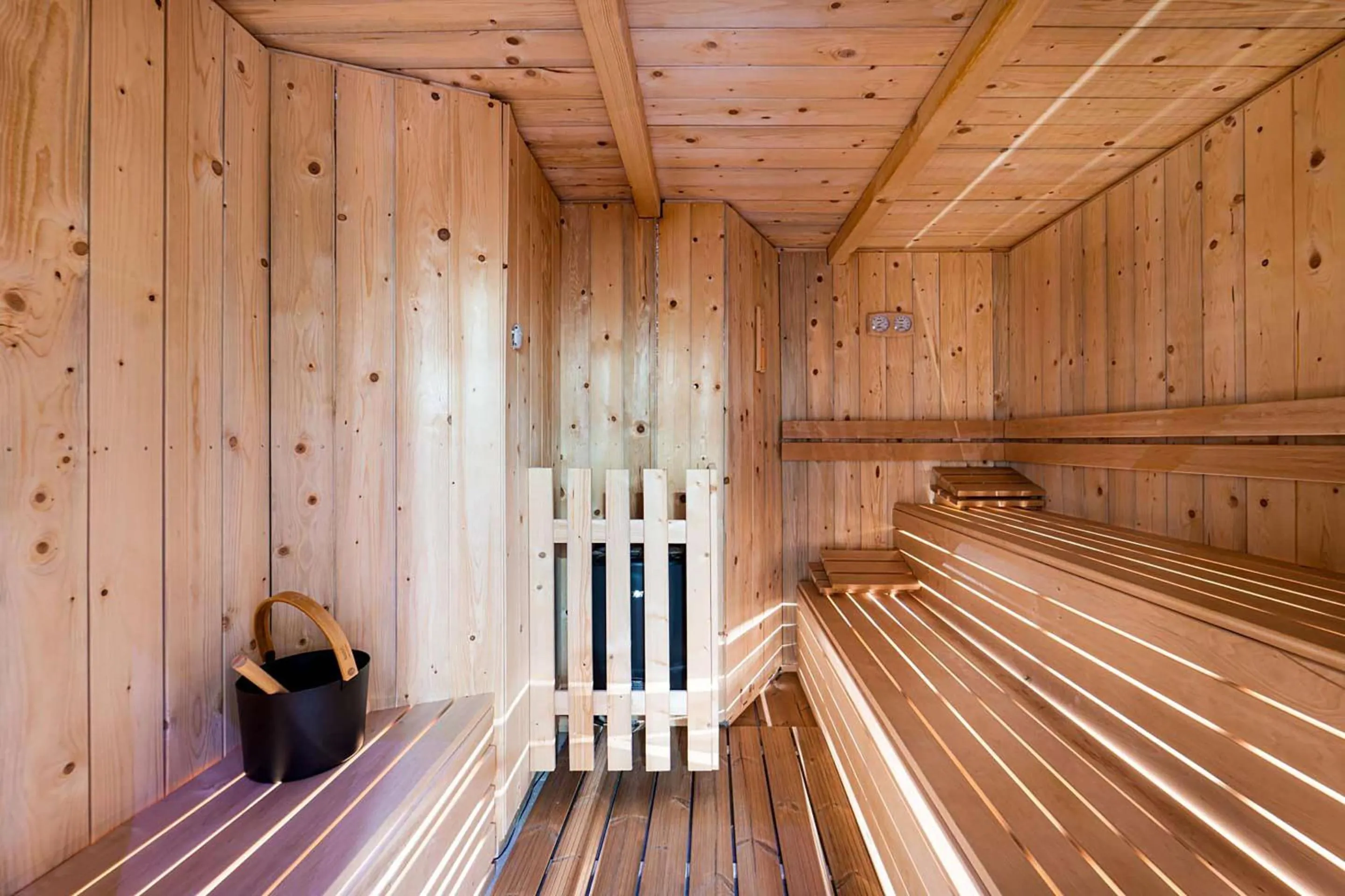 Spa and wellness centre/facilities in Best Western Plus The Hub Hotel