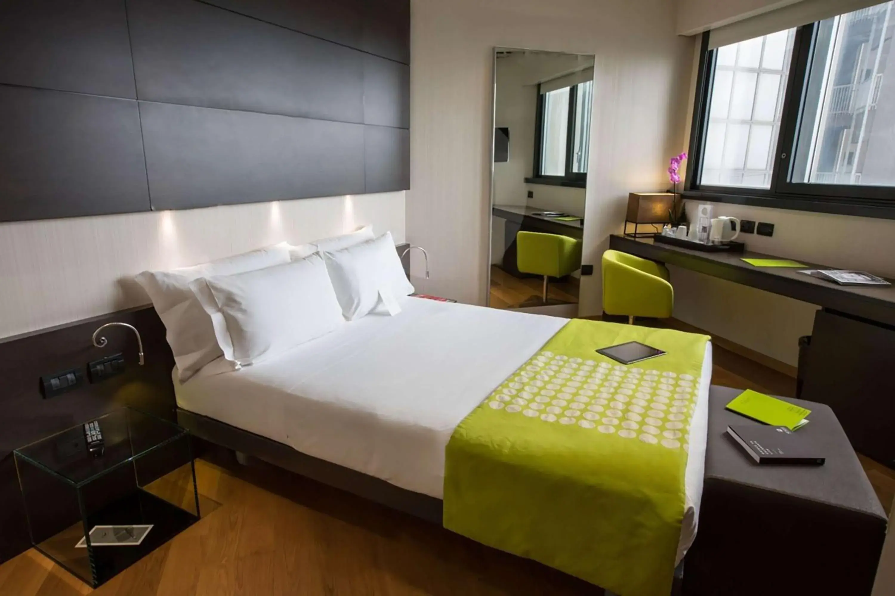 Bedroom, Bed in Best Western Plus The Hub Hotel Bedroom, Bed in Best Western Plus The Hub Hotel