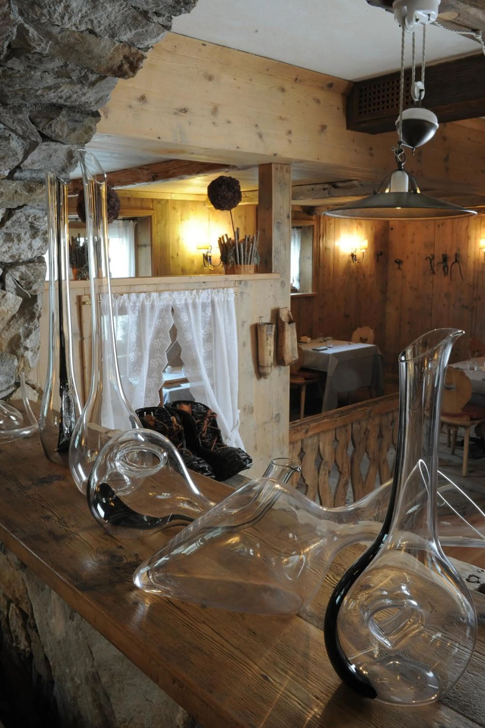 Restaurant/places to eat in Hotel Astra