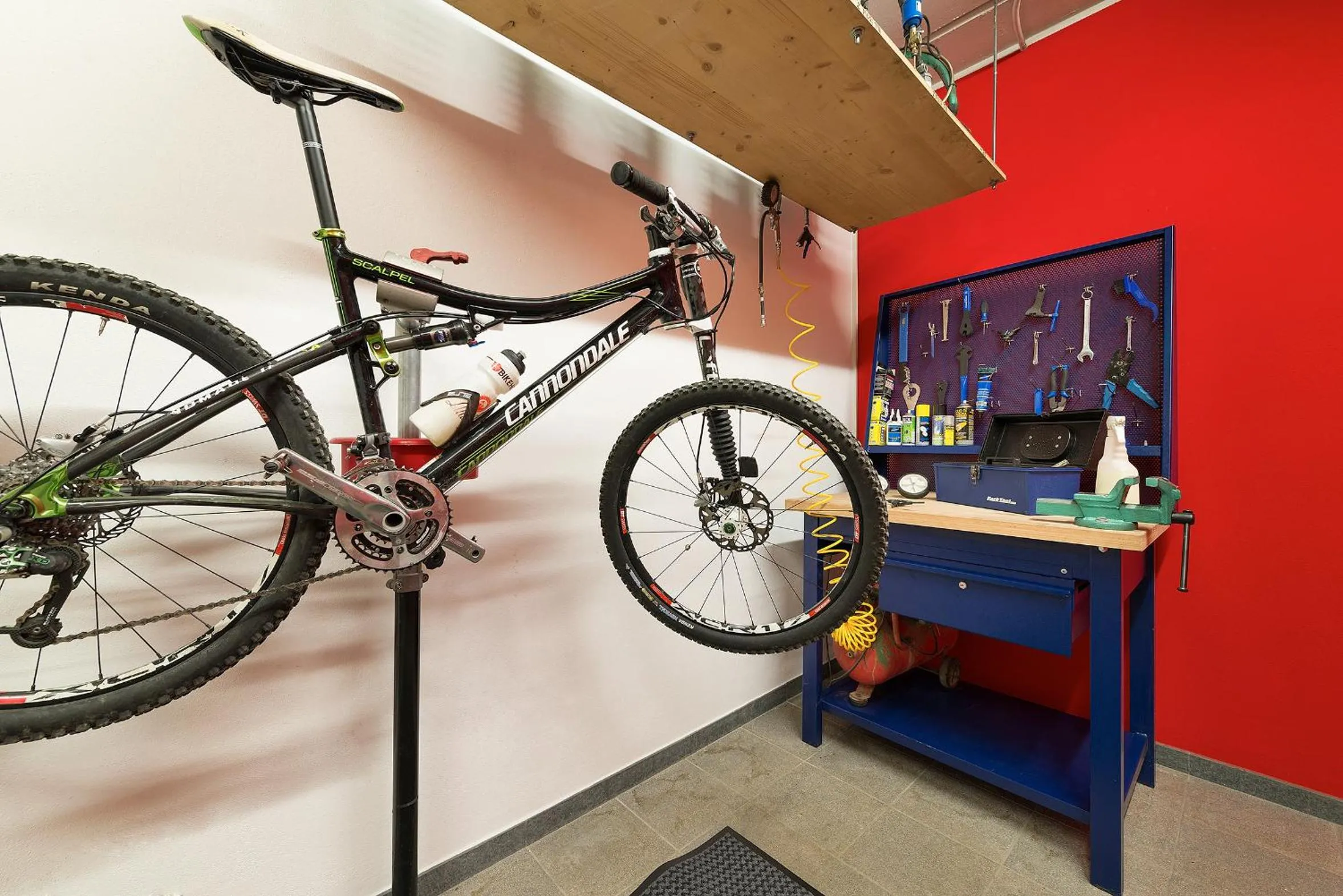 Cycling in Hotel Astra