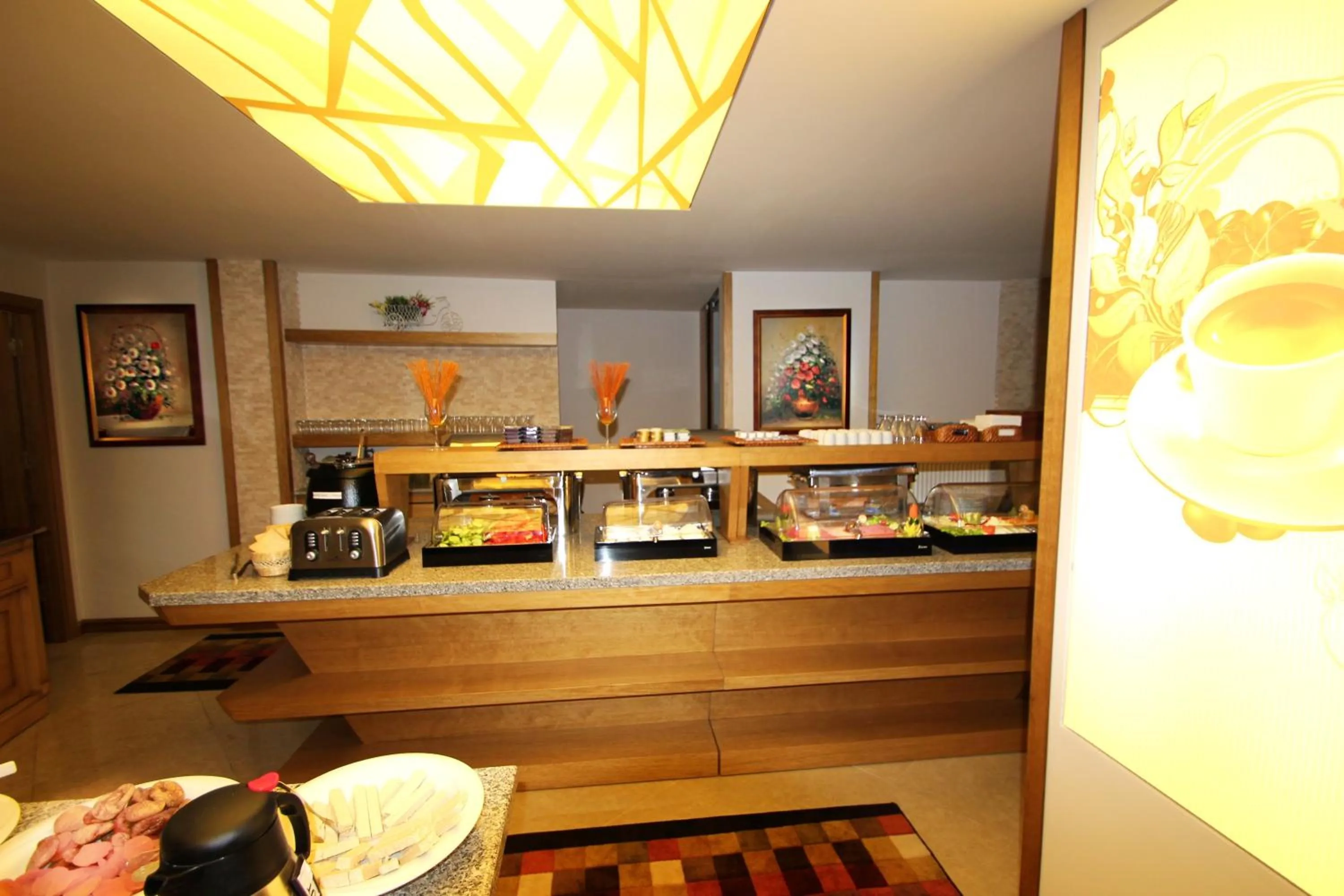 Restaurant/places to eat in Levent Hotel Istanbul