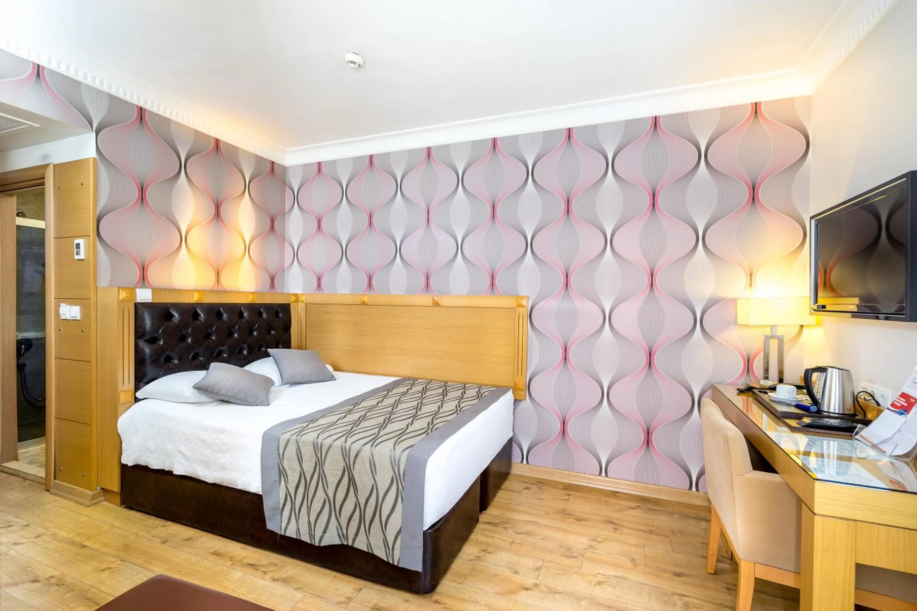 Photo of the whole room, Bed in Levent Hotel Istanbul