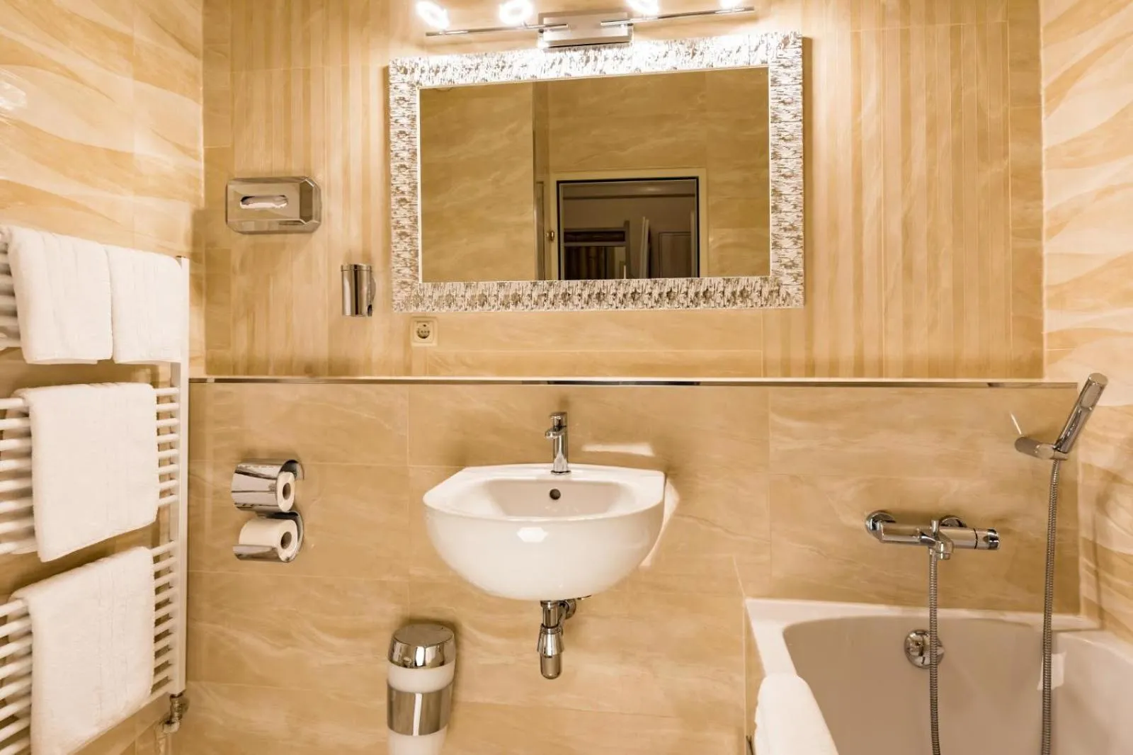 Bathroom in Hotel Freizeittempel