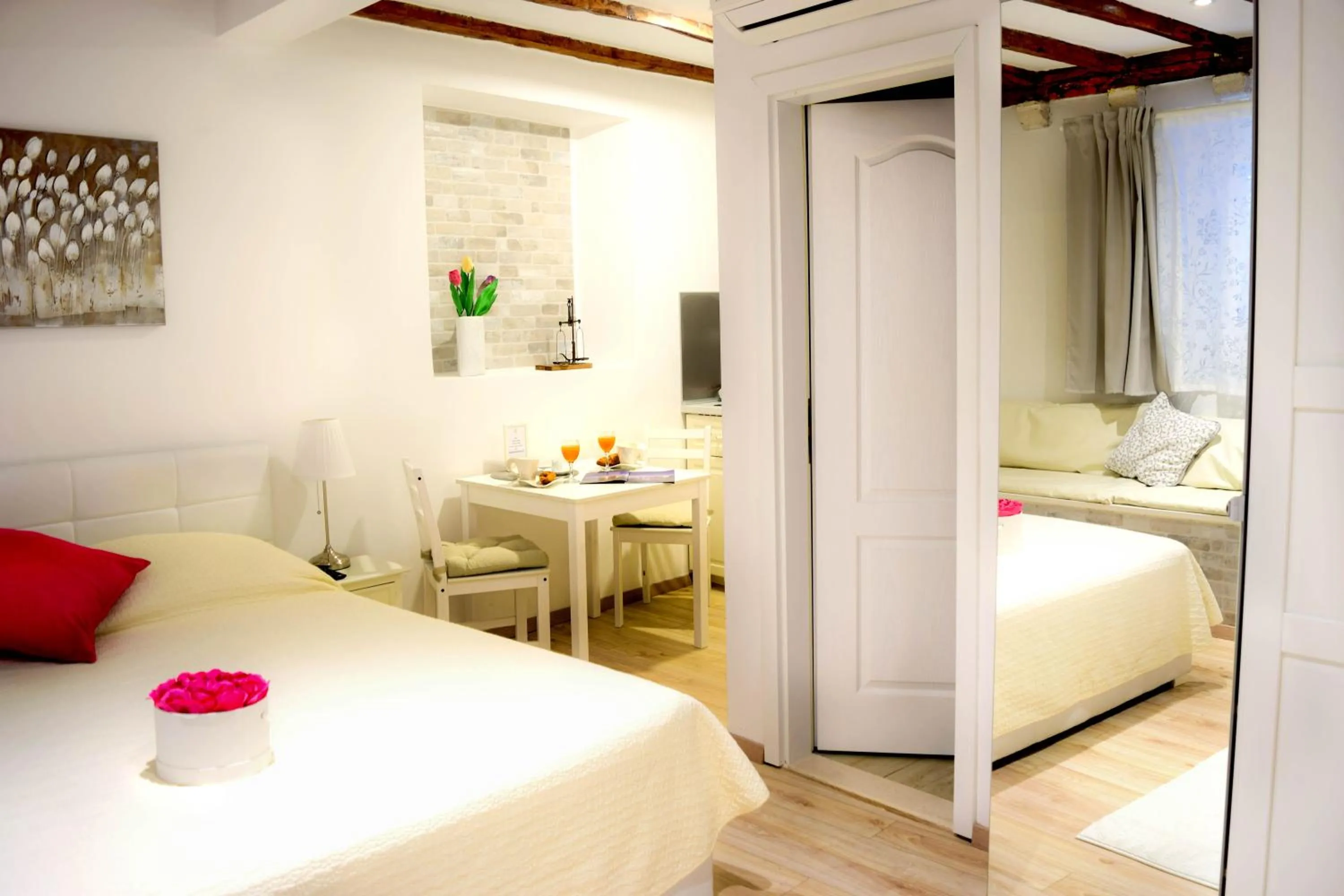 Bed in Rilati Old town Palace 2